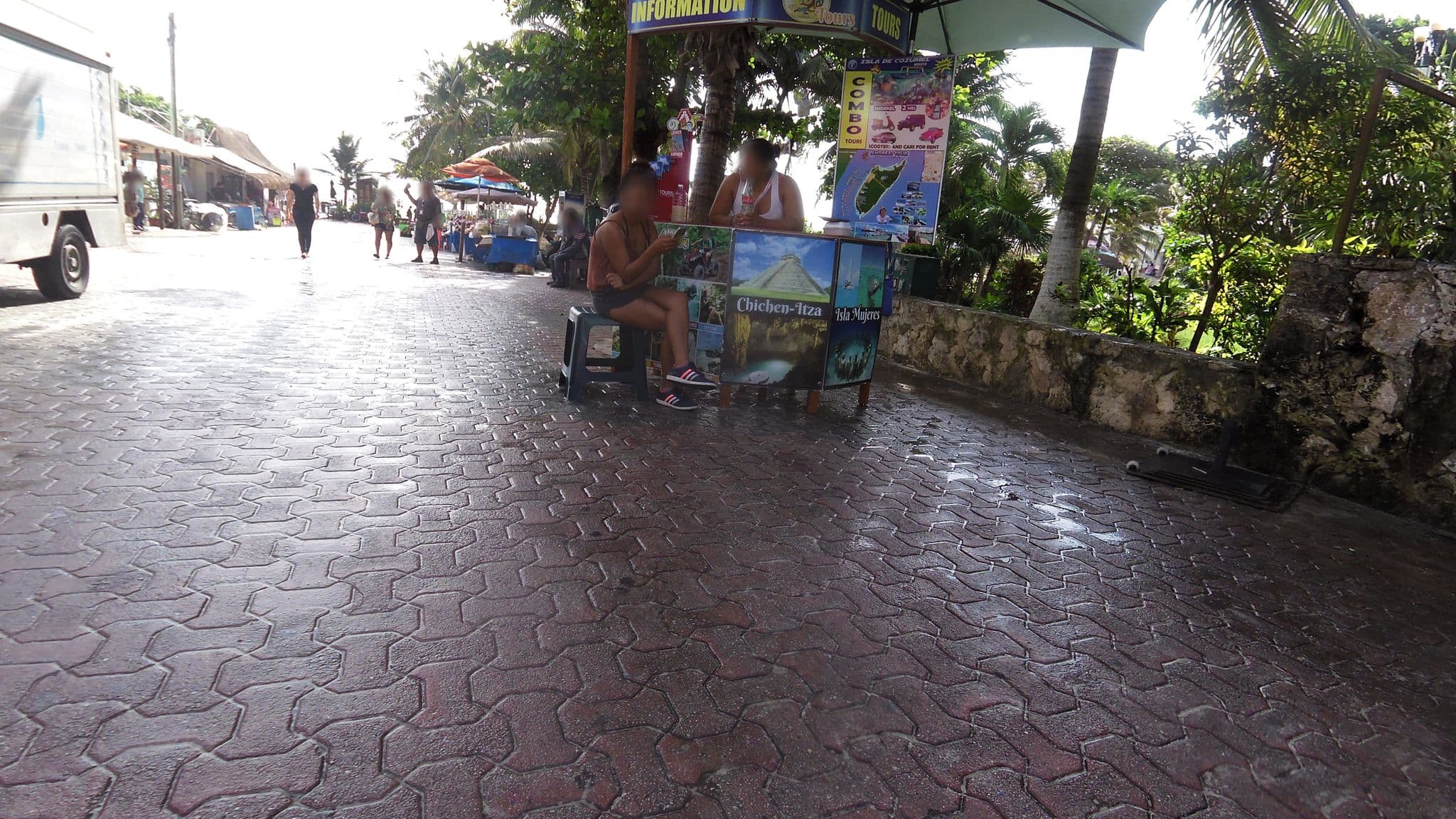 Street view near Casa Melissa, Playa del Carmen