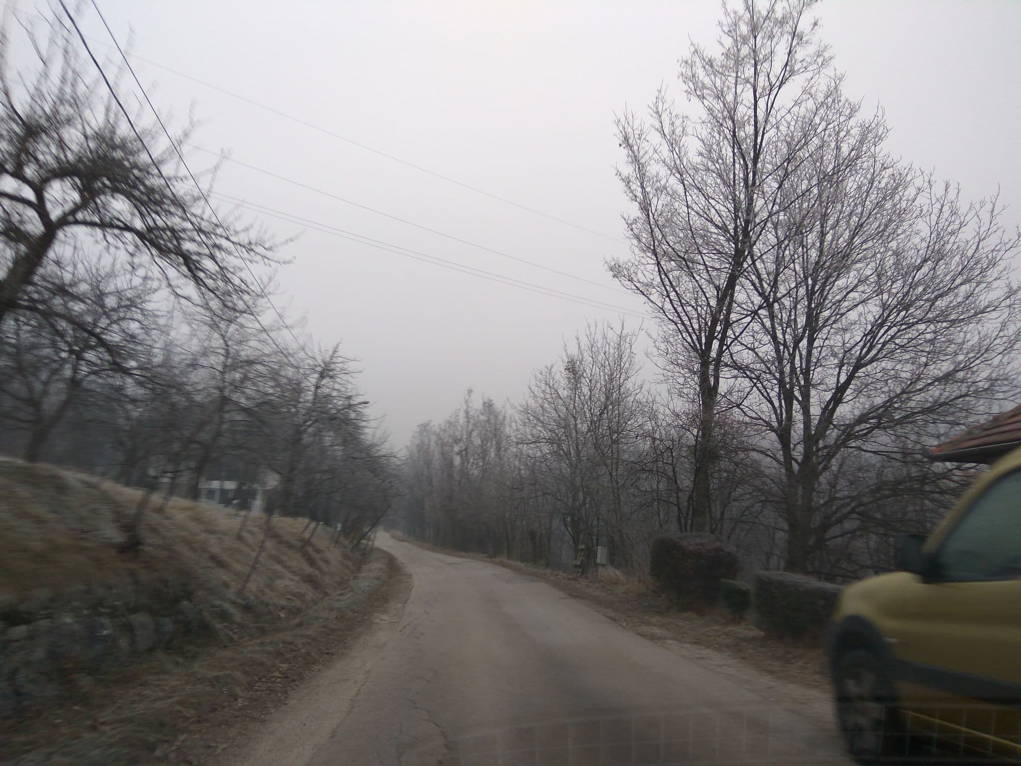 Street view near Petko Nešković priv.kuća, Hotonj — © amel (CC BY-SA · Mapillary)
