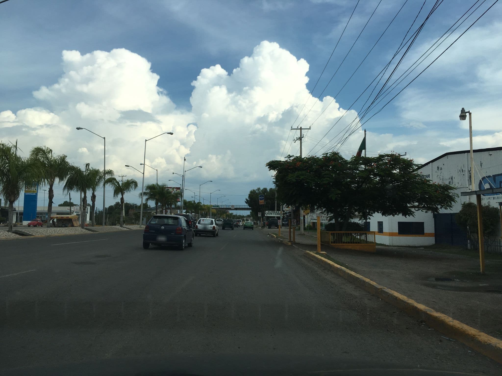 Street view near Autohotel Ensueño, Roque — © nicovargas (CC BY-SA · Mapillary)
