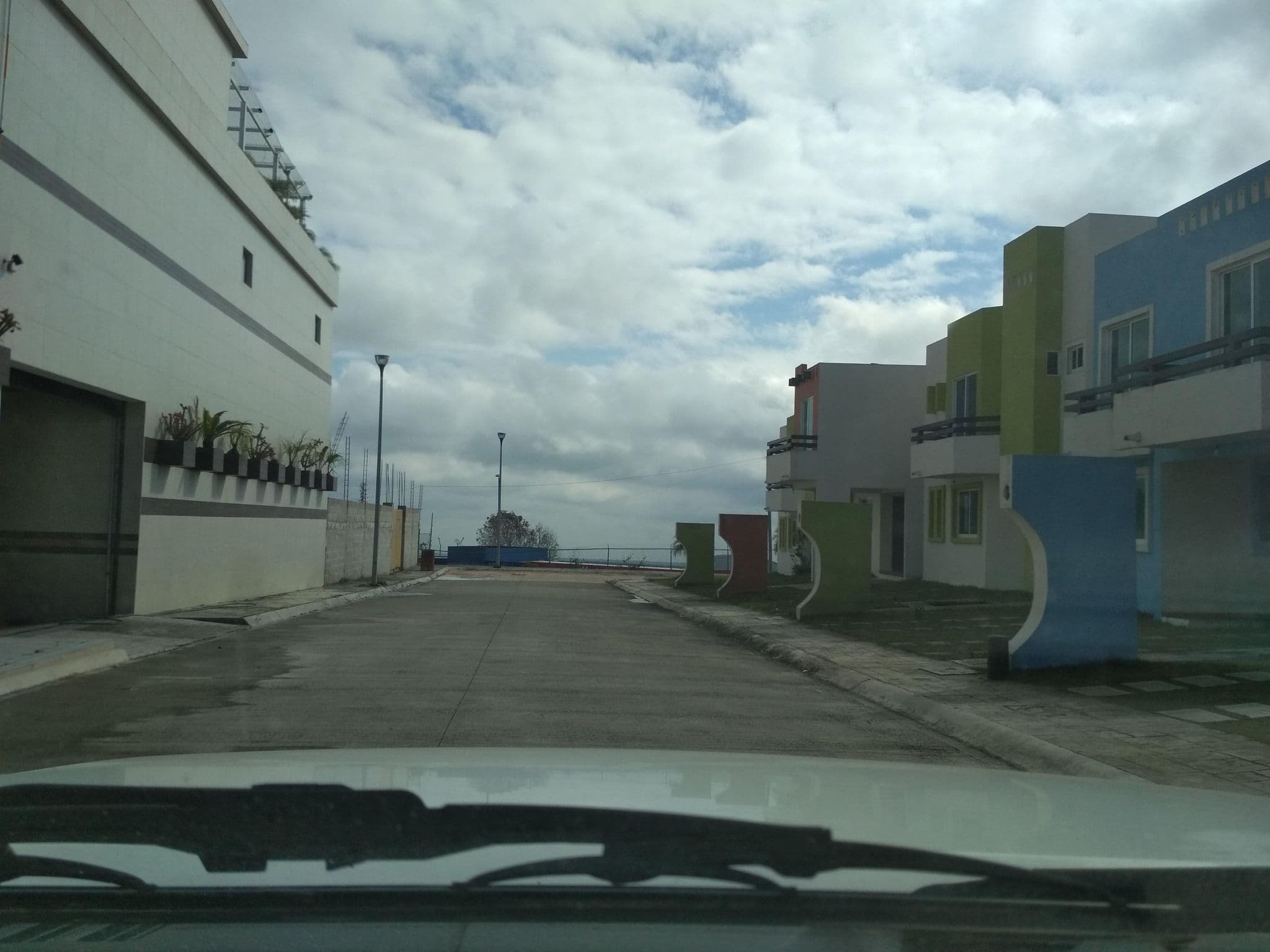 Street view near Auto Hotel Deluxe, Jacarandas — © viajes (CC BY-SA · Mapillary)