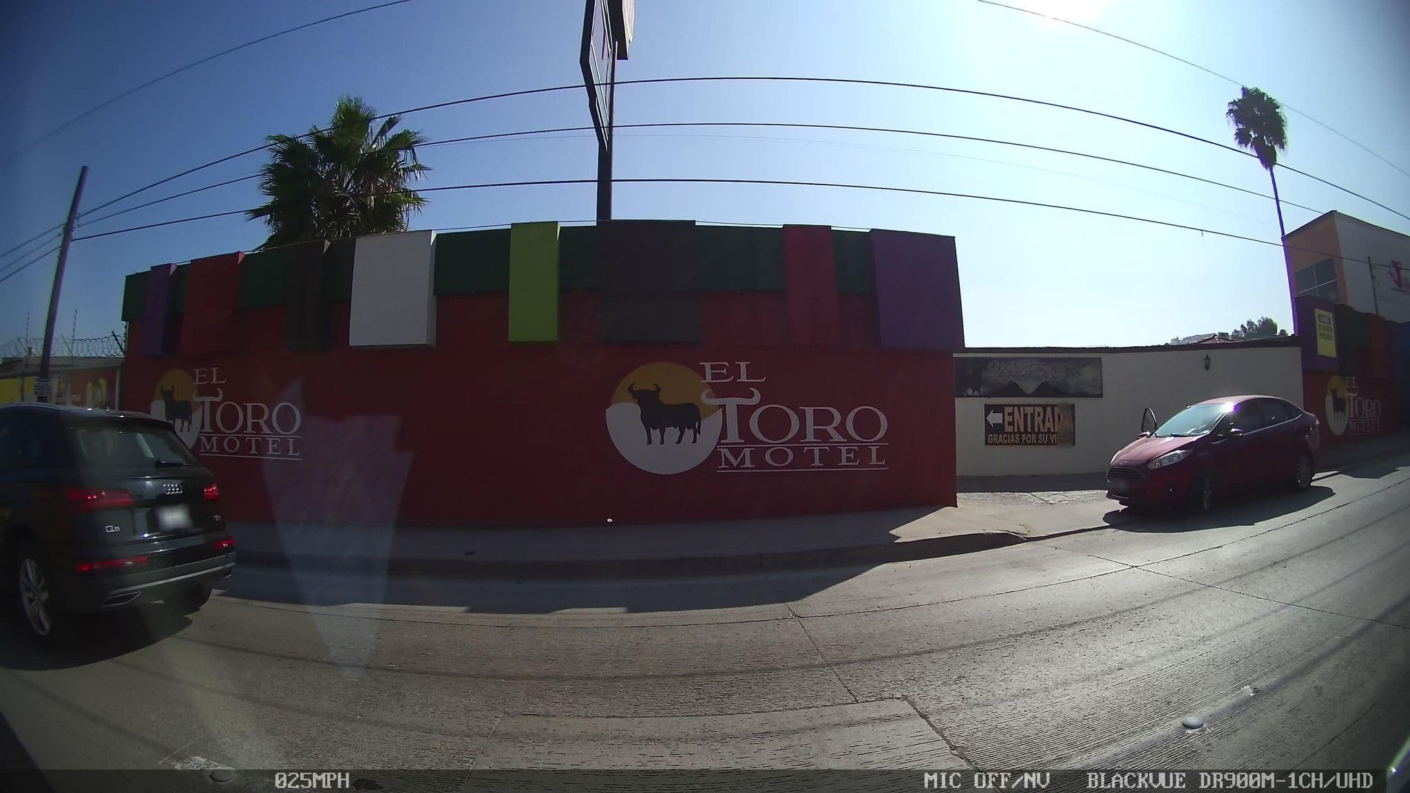 Street view near Motel Toro, Tijuana — © kaart_2 (CC BY-SA · Mapillary)