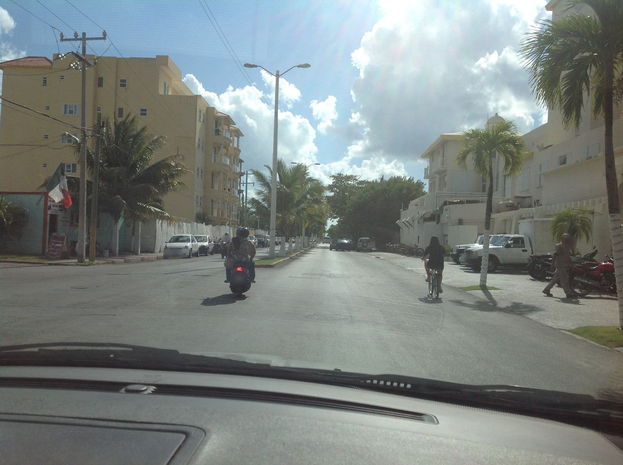 Street view near Cozumel Palace, Cozumel — © aperunner (CC BY-SA · Mapillary)