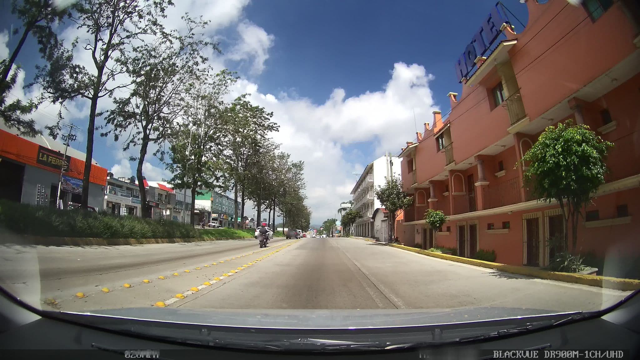 Street view near Hotel Siesta Inn, Xalapa de Enríquez — © kaart_2 (CC BY-SA · Mapillary)
