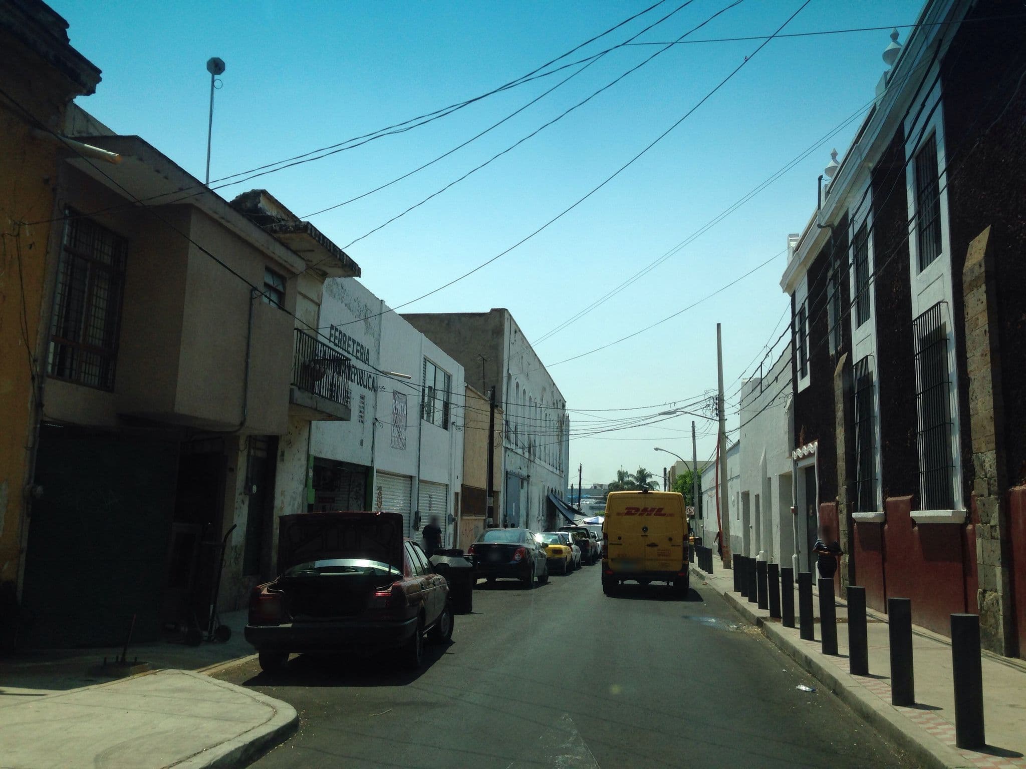 Street view near Hotel Mexicaltzingo, Guadalajara — © luisgargon (CC BY-SA · Mapillary)