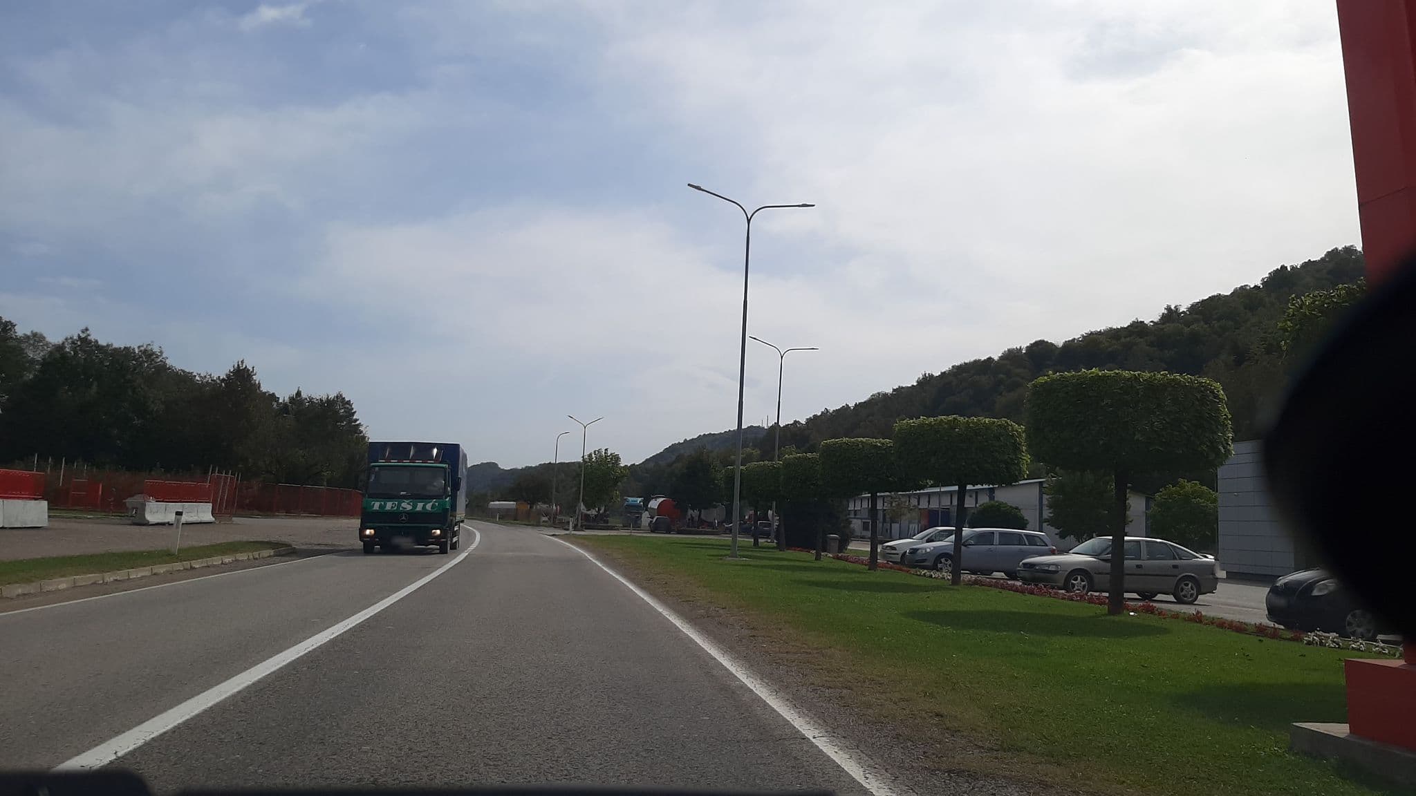 Street view near Hotel Braća Đukić, Jezero — © stefanjova1990 (CC BY-SA · Mapillary)