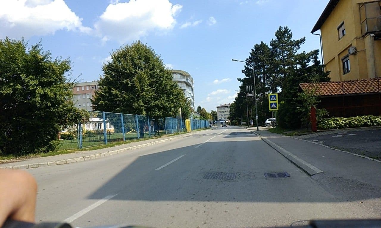 Street view near Vila Tawil, Hiseti — © mladensavic (CC BY-SA · Mapillary)