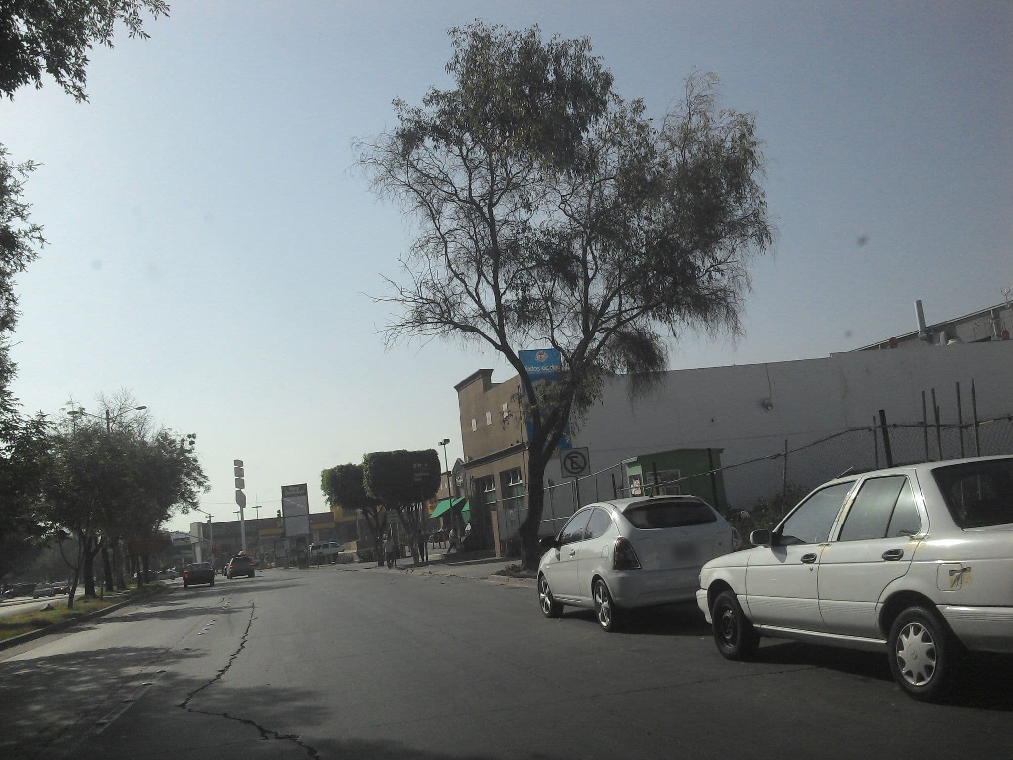 Street view near Fairfield by Marriott, Tijuana — © luzmargaritas (CC BY-SA · Mapillary)