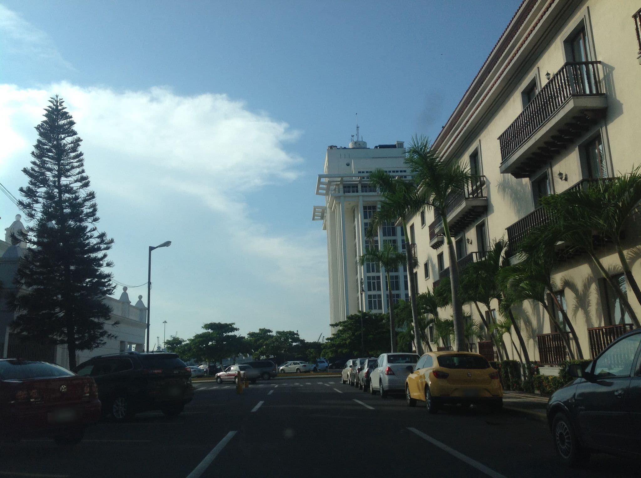 Street view near Residencial Naval II, Veracruz
