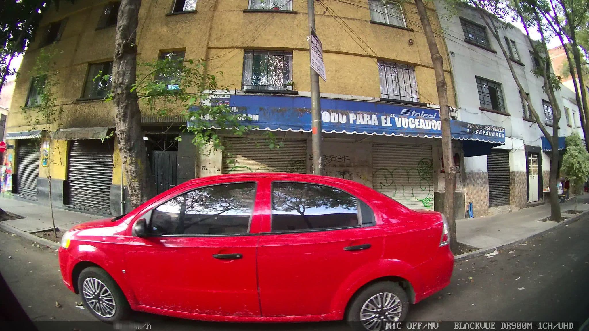 Street view near Hotel Plaza Revolución, Cuauhtémoc — © kaart_2 (CC BY-SA · Mapillary)