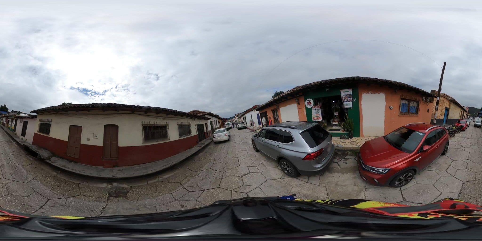 Street view near Bo, San Cristóbal de las Casas