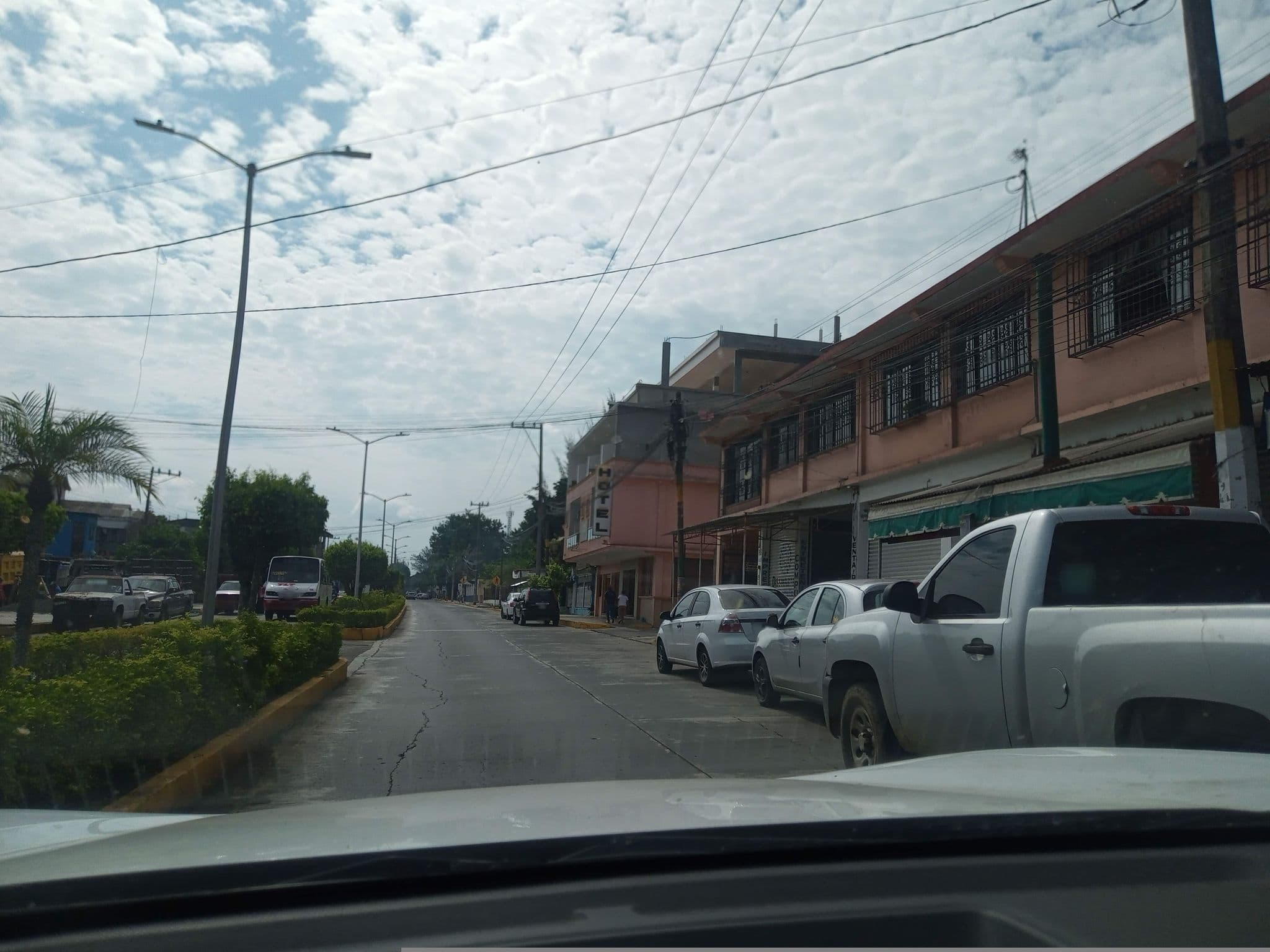 Street view near Hotel Catemaco, Catemaco — © edisunza (CC BY-SA · Mapillary)