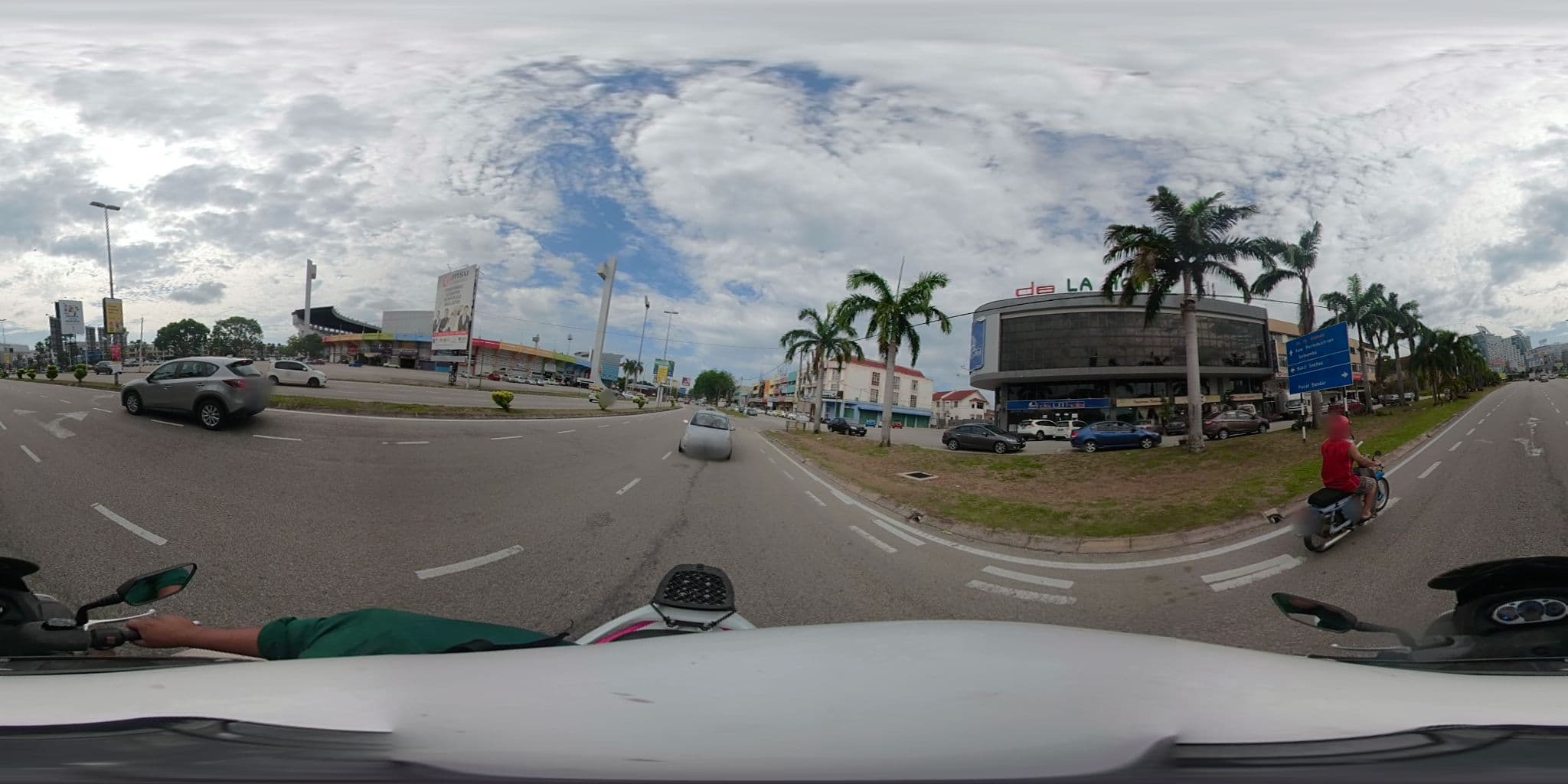 Street view near Hotel L.A., Kuantan — © faizmahabob (CC BY-SA · Mapillary)