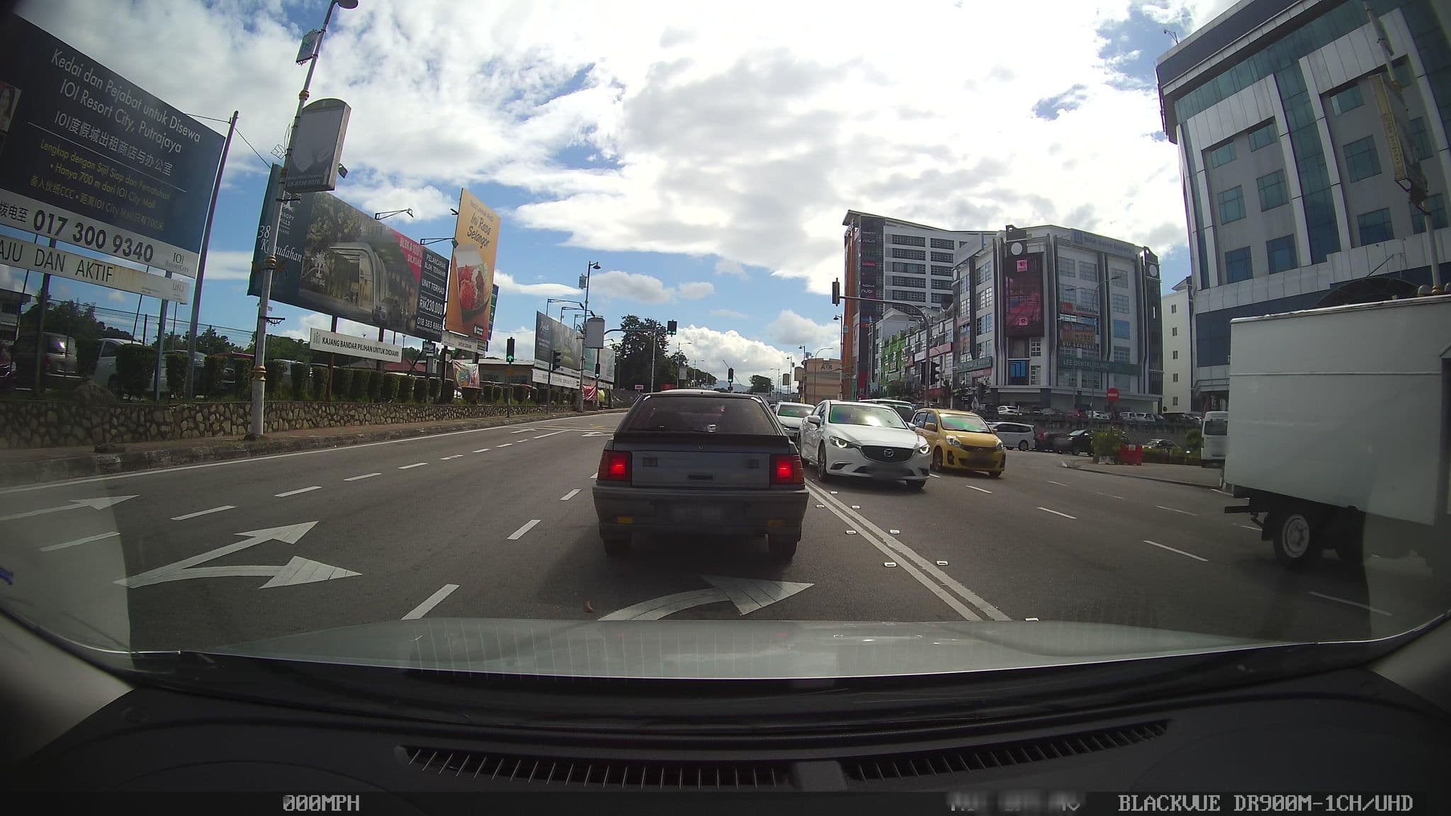 Street view near Prescott Hotel, Kajang — © kaart_4 (CC BY-SA · Mapillary)