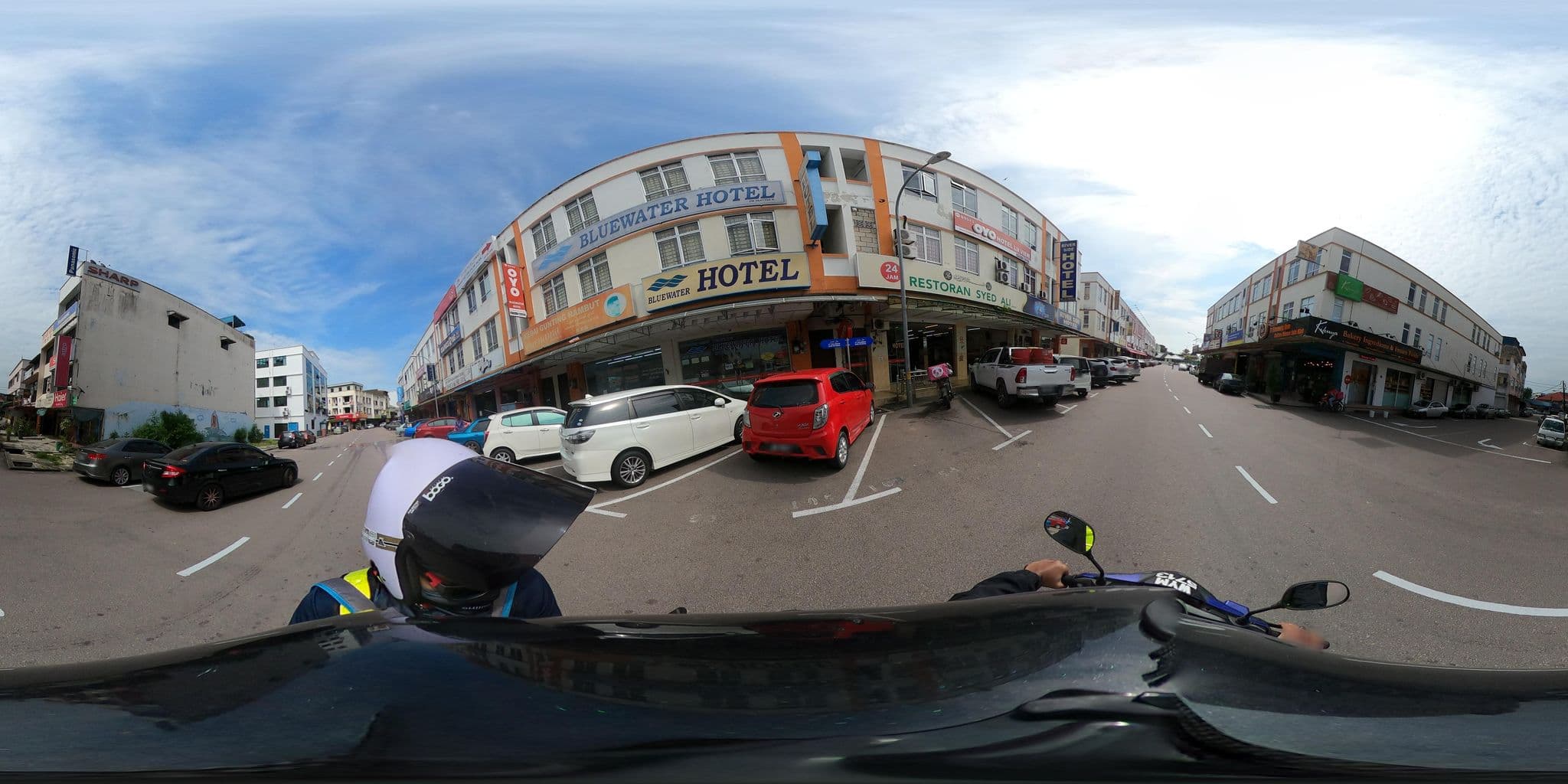 Street view near Bluewater Hotel, Mersing — © ahlang2 (CC BY-SA · Mapillary)