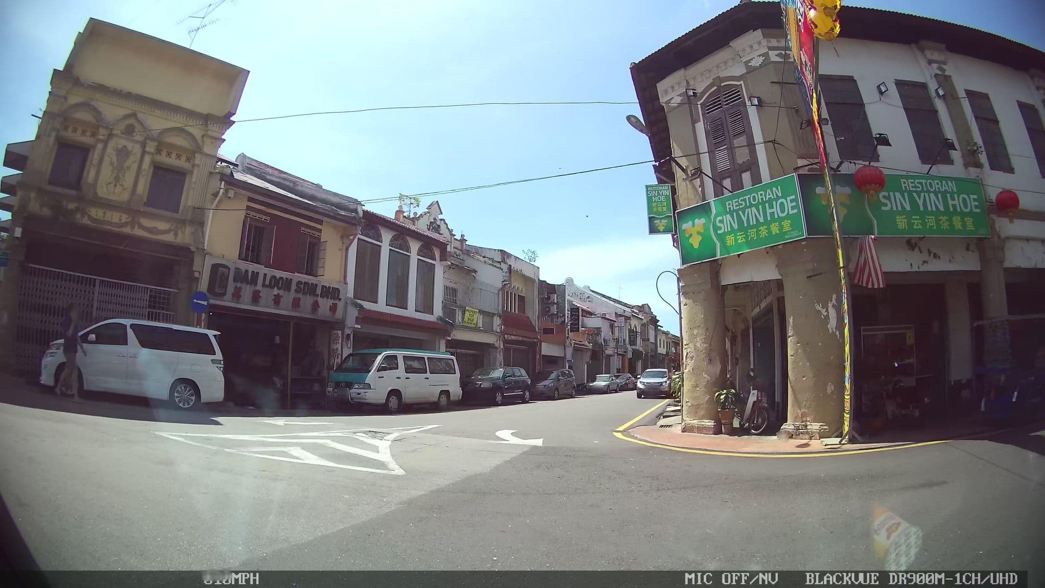 Street view near Riverside Paradise, Malacca