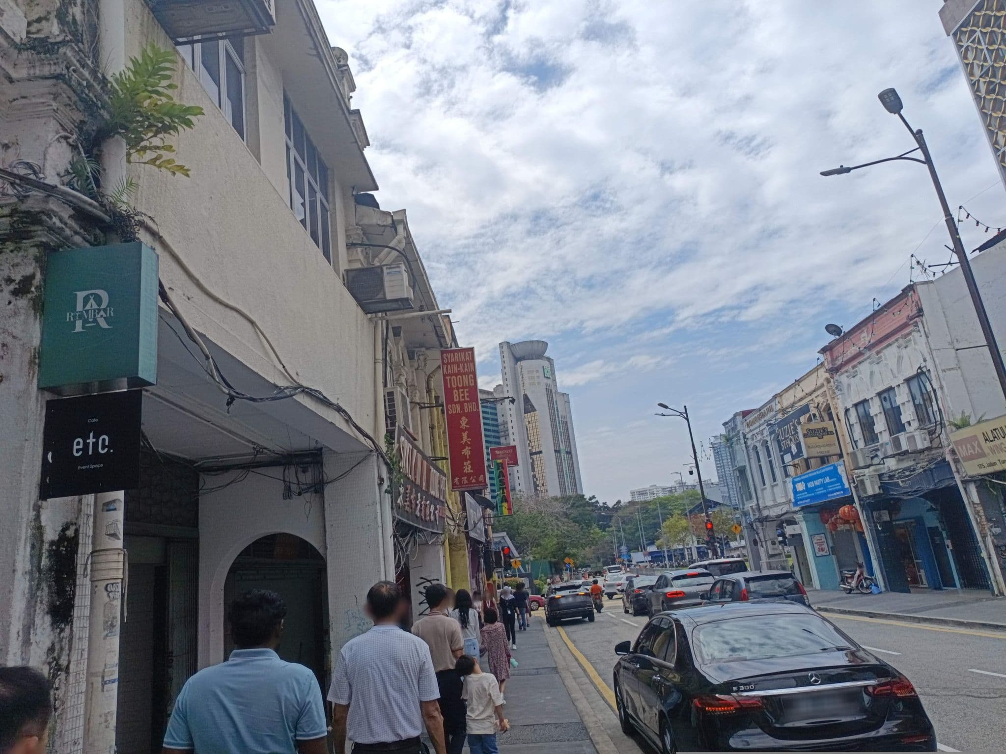 Street view near Birdnest Collective, Kuala Lumpur — © YikQin (CC BY-SA · Mapillary)