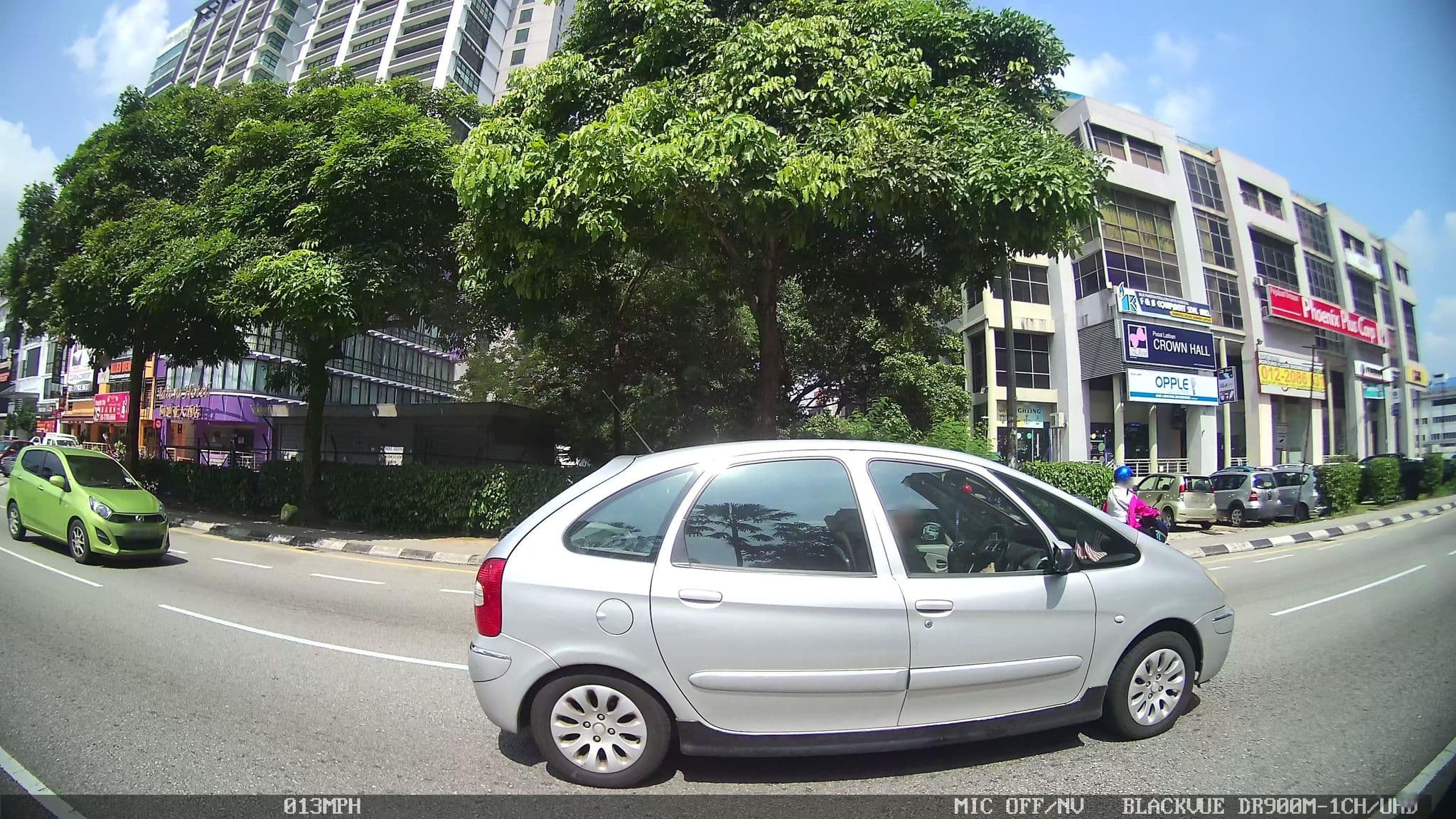 Street view near Aditya Hotel, Taman OUG — © kaart5 (CC BY-SA · Mapillary)