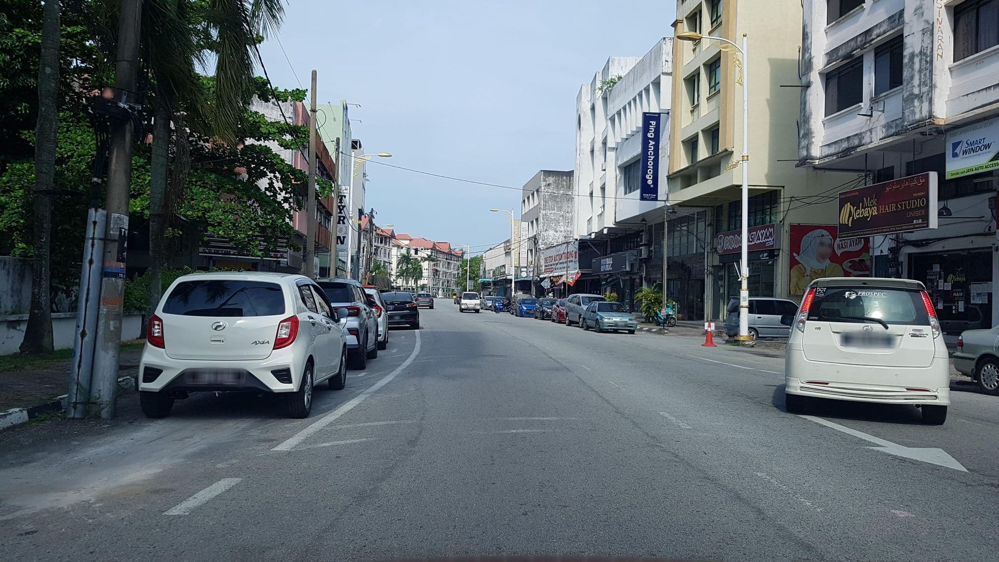 Street view near Hotel Yt Midtown, Kuala Terengganu — © aaronshenhao (CC BY-SA · Mapillary)