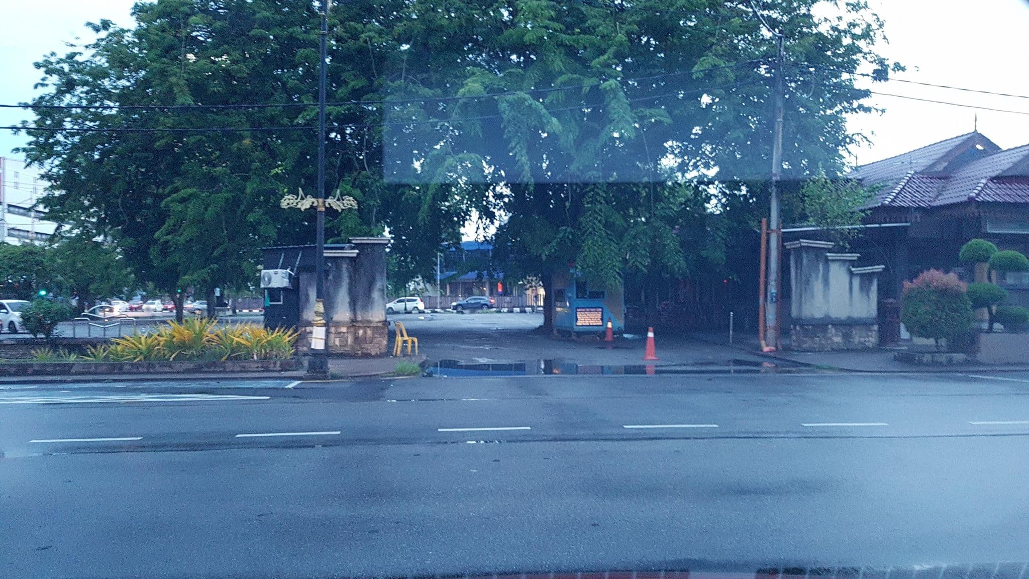 Street view near Hotel K.T. Mutiara, Kuala Terengganu — © aaronshenhao (CC BY-SA · Mapillary)
