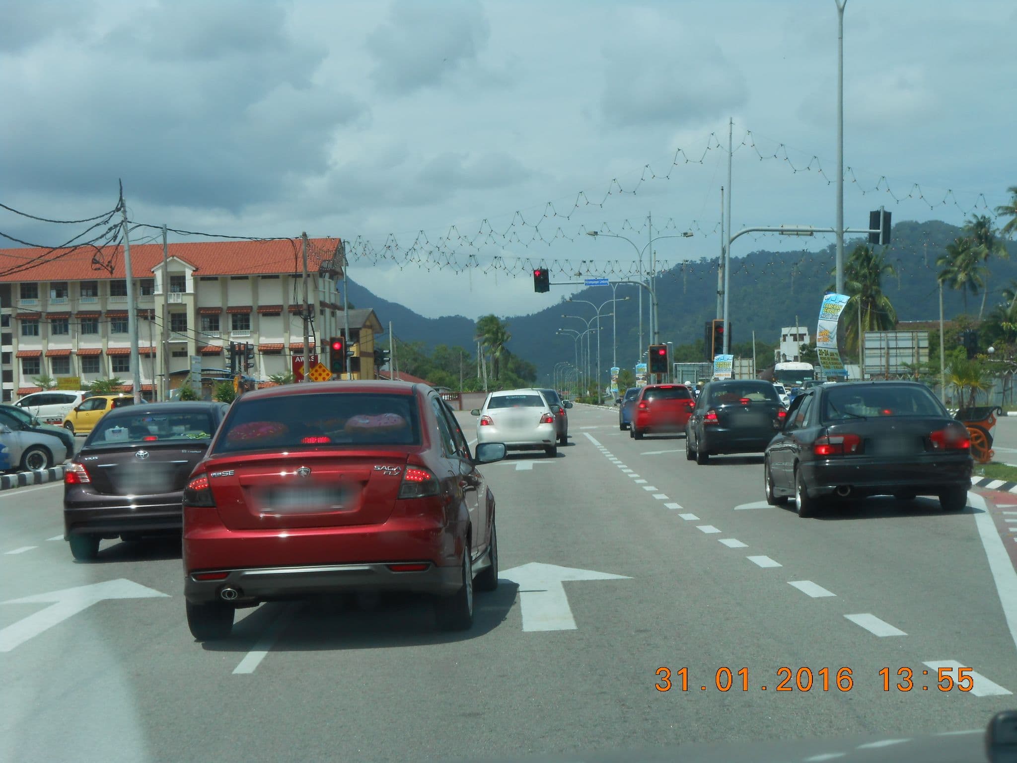 Street view near Paka Inn, Paka — © acai (CC BY-SA · Mapillary)