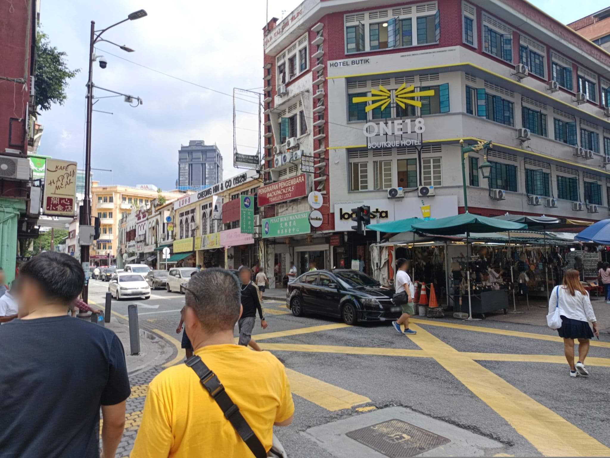 Street view near Penginapan Pengembara Backpackers, Kuala Lumpur — © YikQin (CC BY-SA · Mapillary)