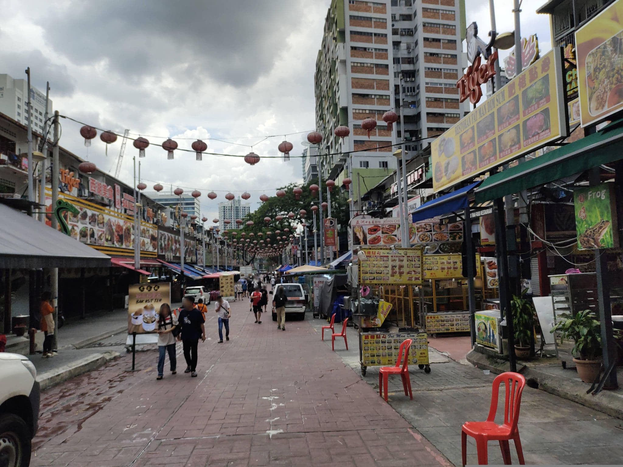Street view near Dengba Hostel, Bukit Bintang