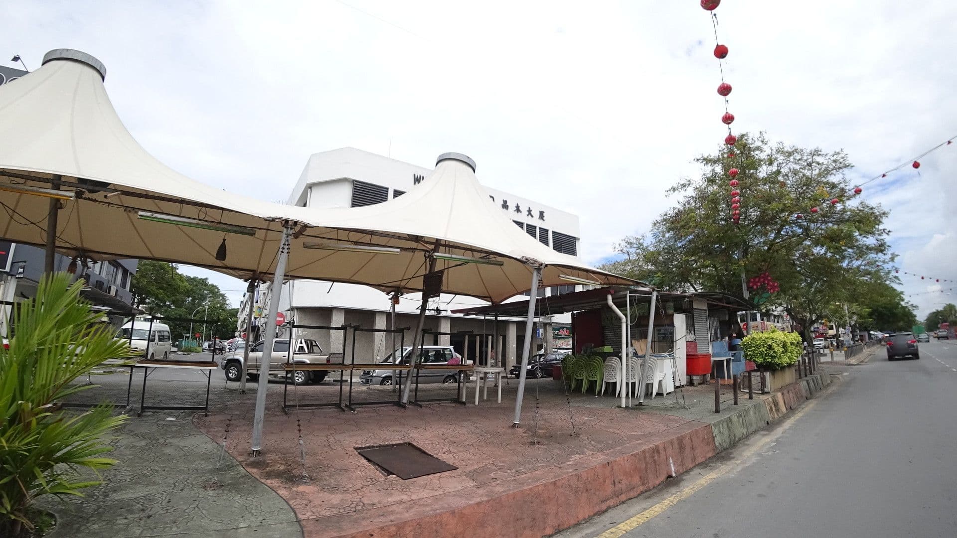 Street view near Next Room Homestay, Miri