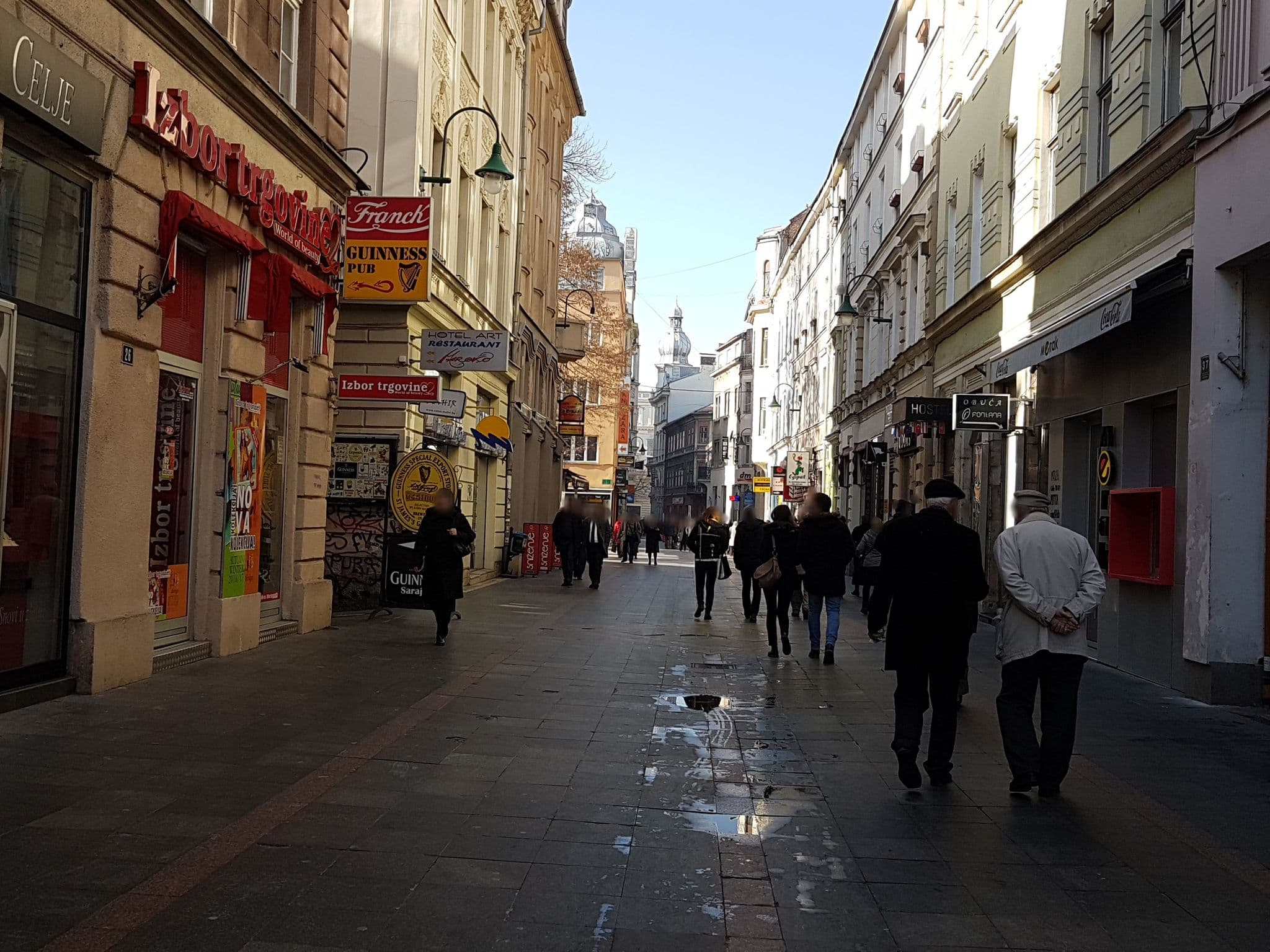 Street view near Hotel Art, Kobilja Glava — © jopparn (CC BY-SA · Mapillary)