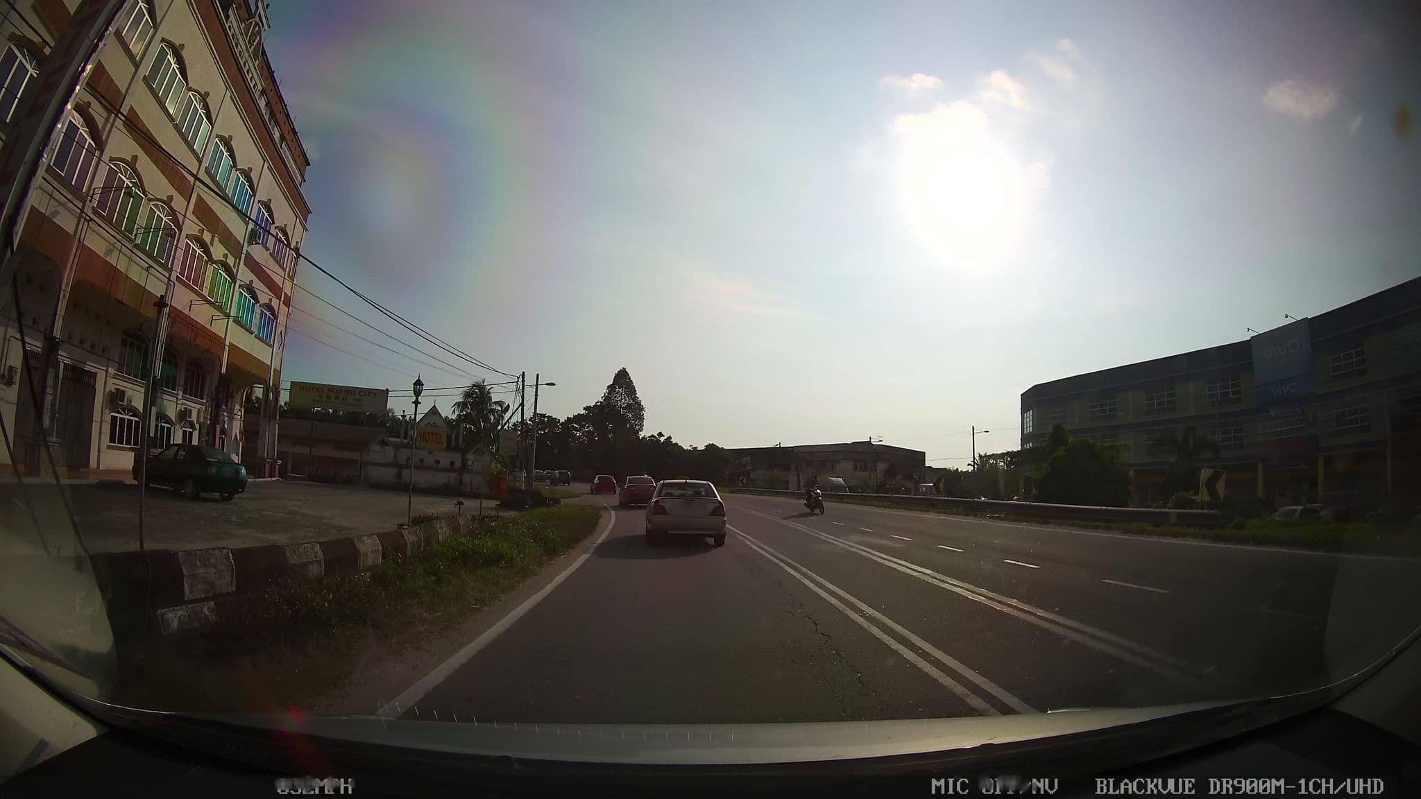 Street view near Huang City, Hutan Melintang — © kaart_1 (CC BY-SA · Mapillary)