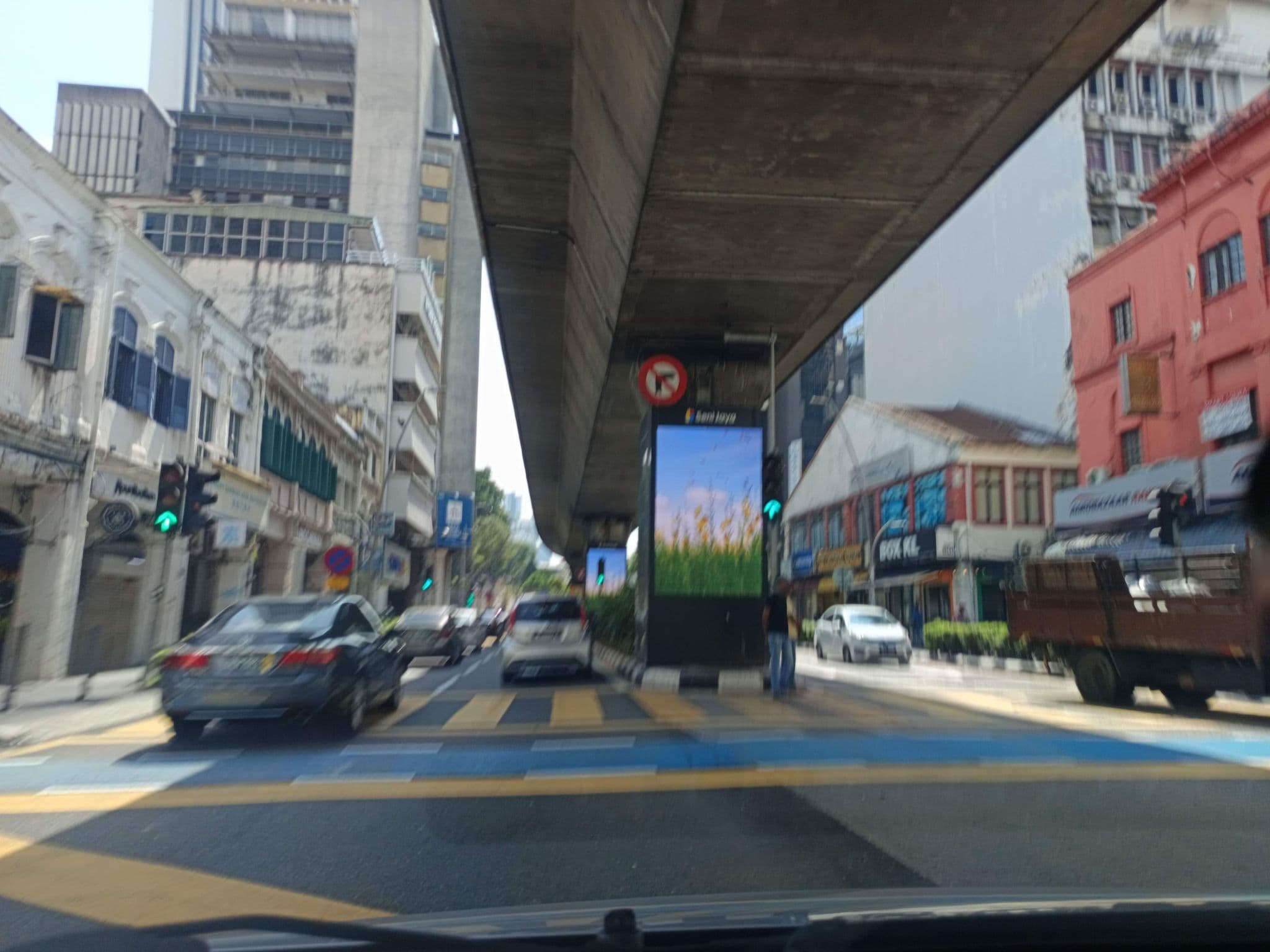 Street view near Hollywood Inn, Bukit Bintang