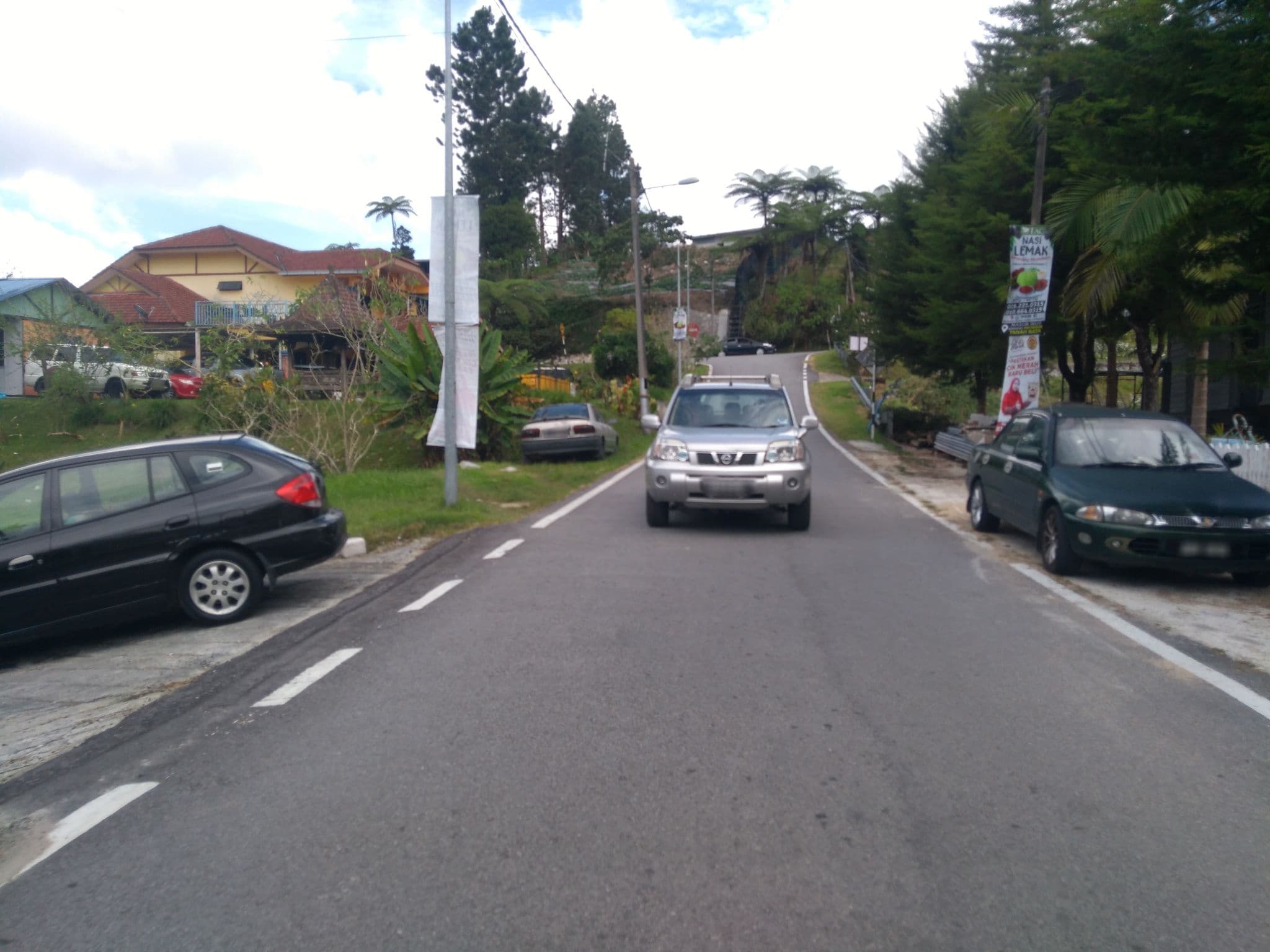 Street view near Homestay Dr Ayob, Berincang — © remonet (CC BY-SA · Mapillary)