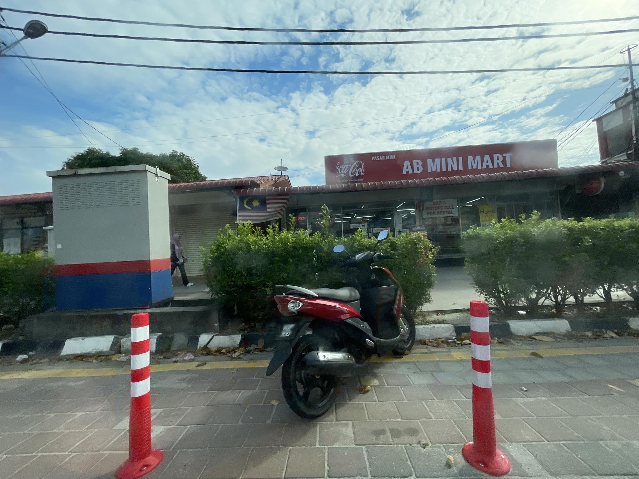 Street view near Paretto Seaview Hotel, Pantai Cenang — © filipb (CC BY-SA · Mapillary)