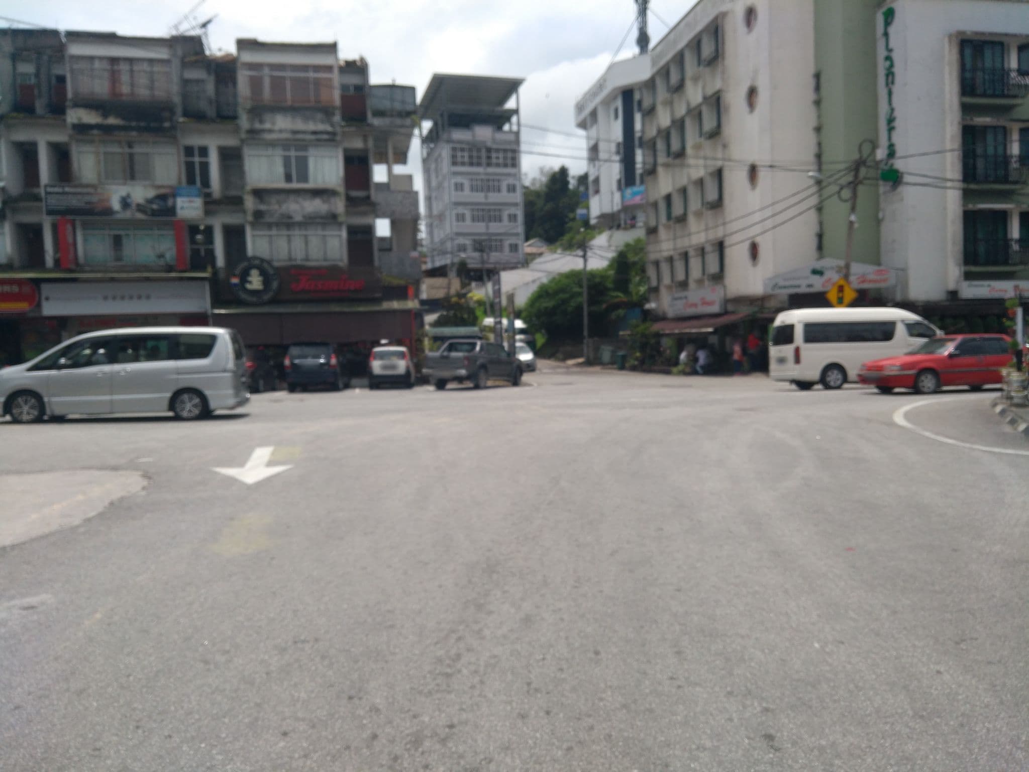 Street view near Meiko Hotel, Tanah Rata — © remonet (CC BY-SA · Mapillary)