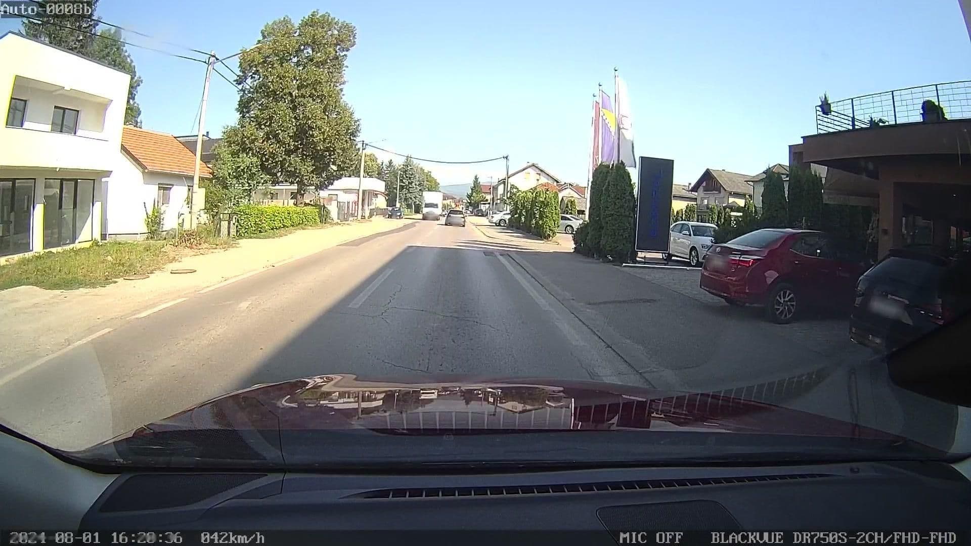 Street view near Hotel Emporium, Bihać — © rdnnk (CC BY-SA · Mapillary)