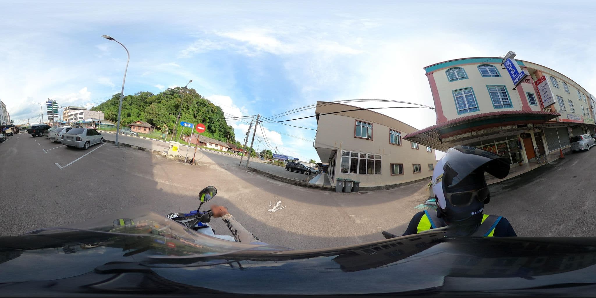 Street view near Sweet, Mersing — © ahlang2 (CC BY-SA · Mapillary)
