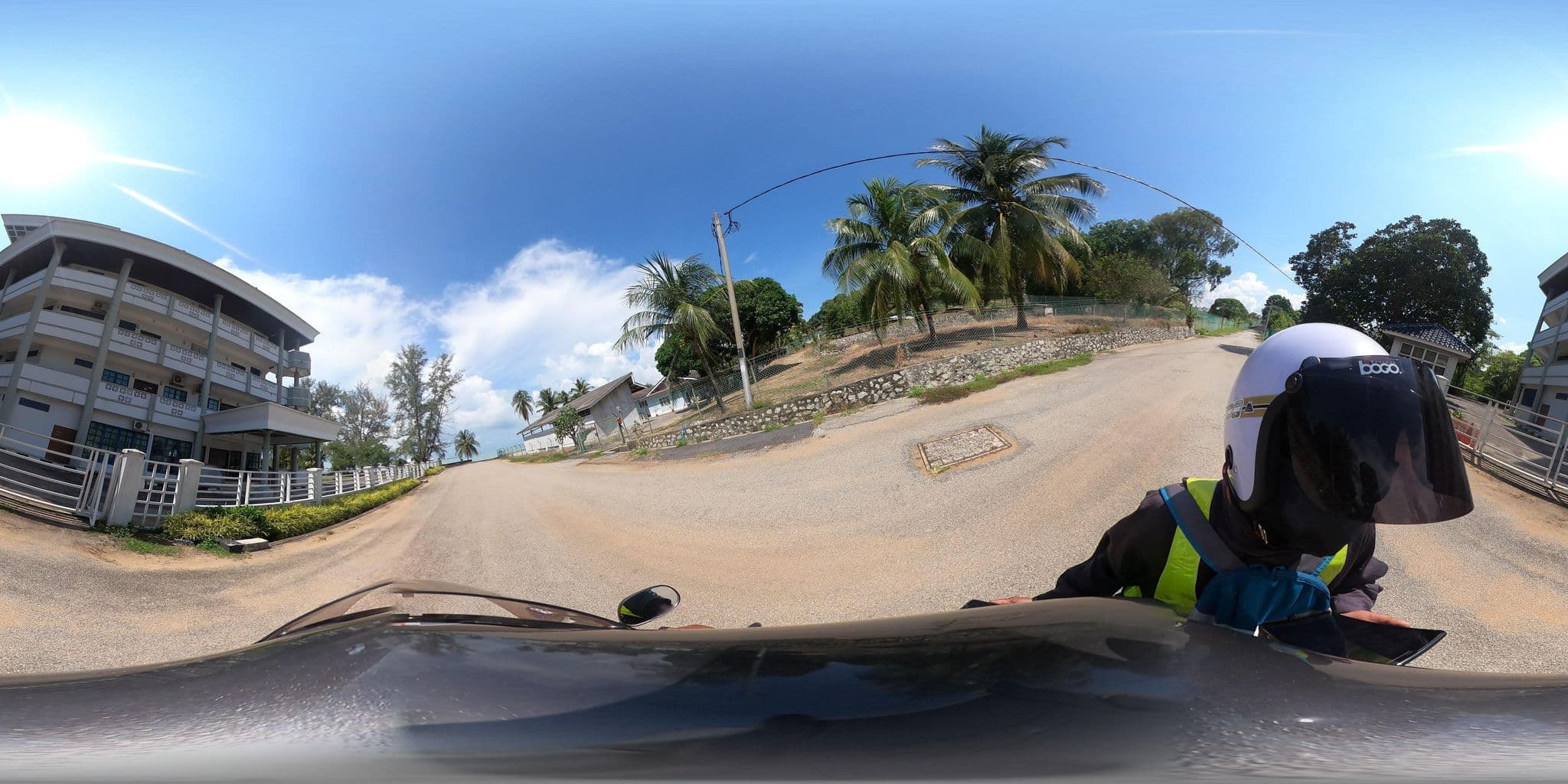 Street view near Apartment KWSP PD, Kampung Teluk Kemang — © ahlang2 (CC BY-SA · Mapillary)