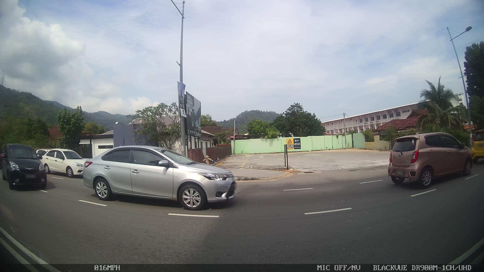 Street view near Tropics Eight, Tanjung Tokong — © kaart_4 (CC BY-SA · Mapillary)