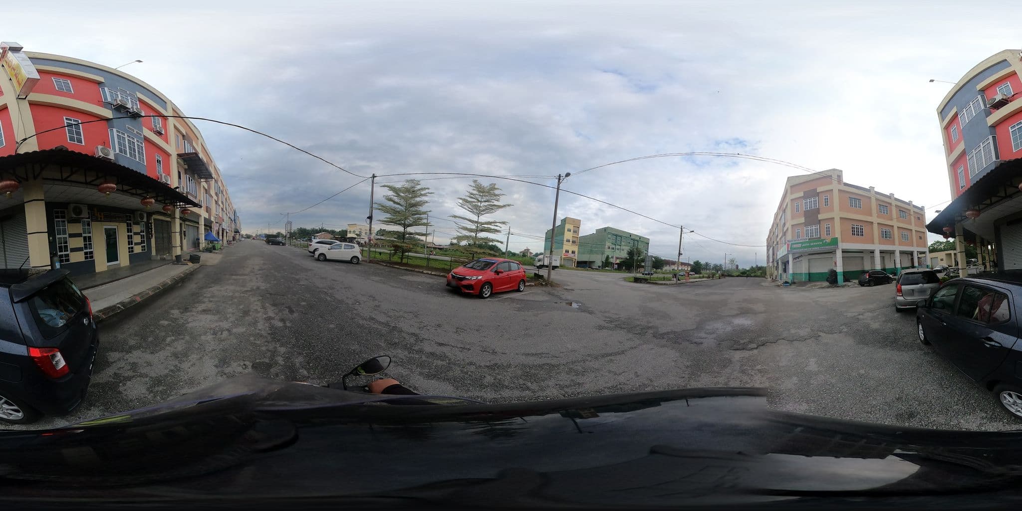 Street view near LH Hotel, Kampung Chui Chak — © ahlang2 (CC BY-SA · Mapillary)