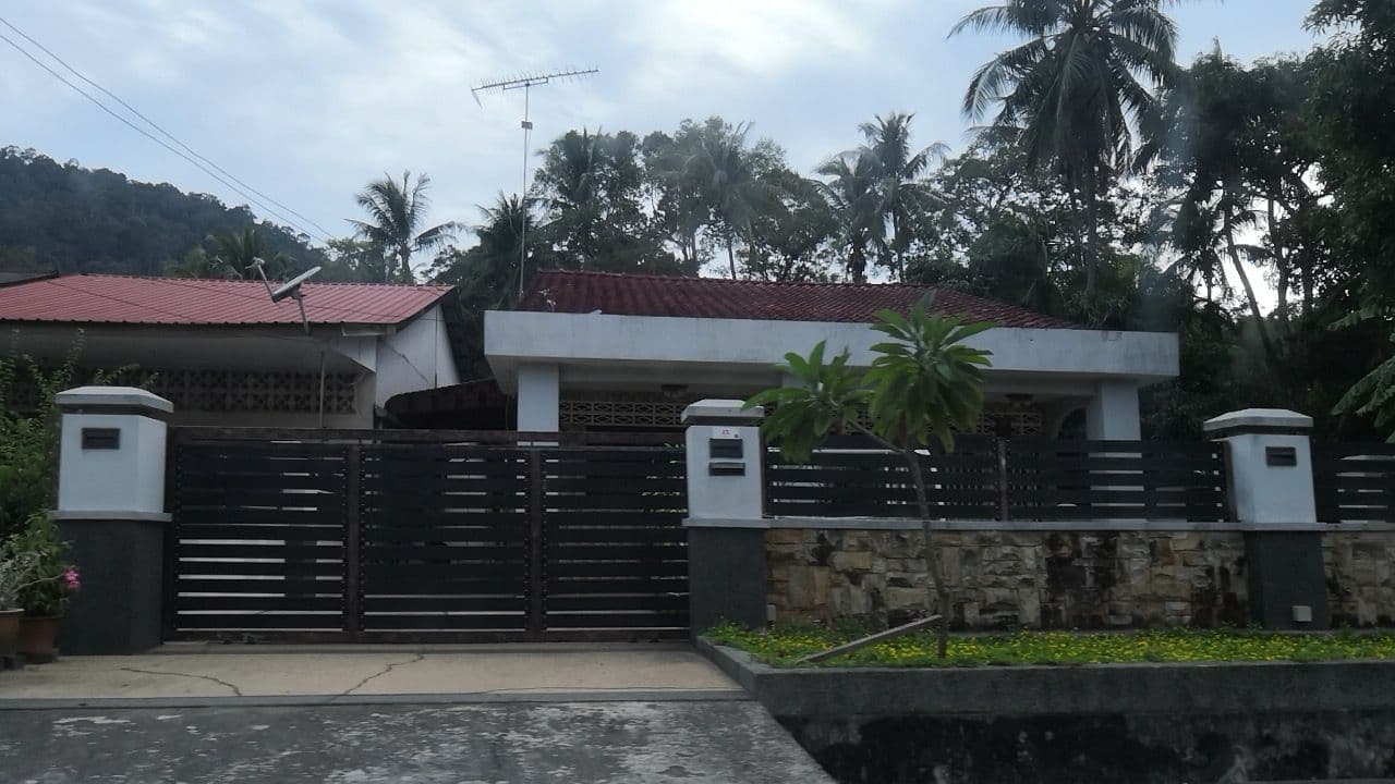 Street view near Hotel Nelayan, Pangkor — © amira_natasha (CC BY-SA · Mapillary)