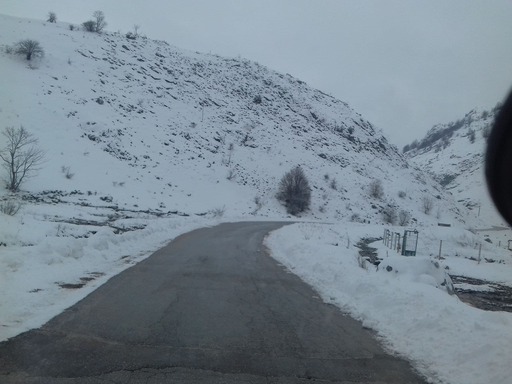Street view near Planinarski dom Vrela, Pazarić — © mcbih1 (CC BY-SA · Mapillary)