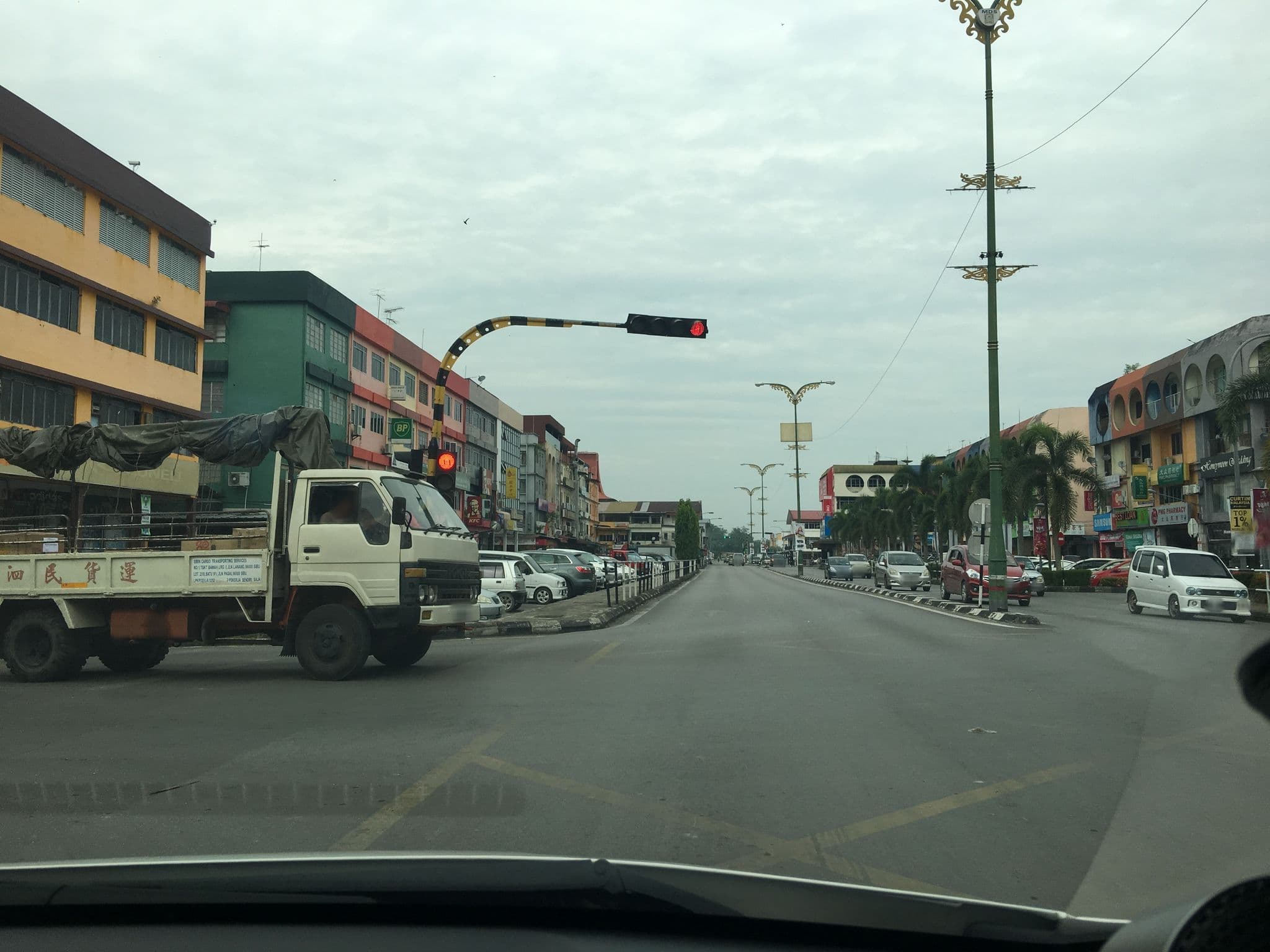 Street view near Dragon Inn Sarikei, Sarikei — © lim7000 (CC BY-SA · Mapillary)