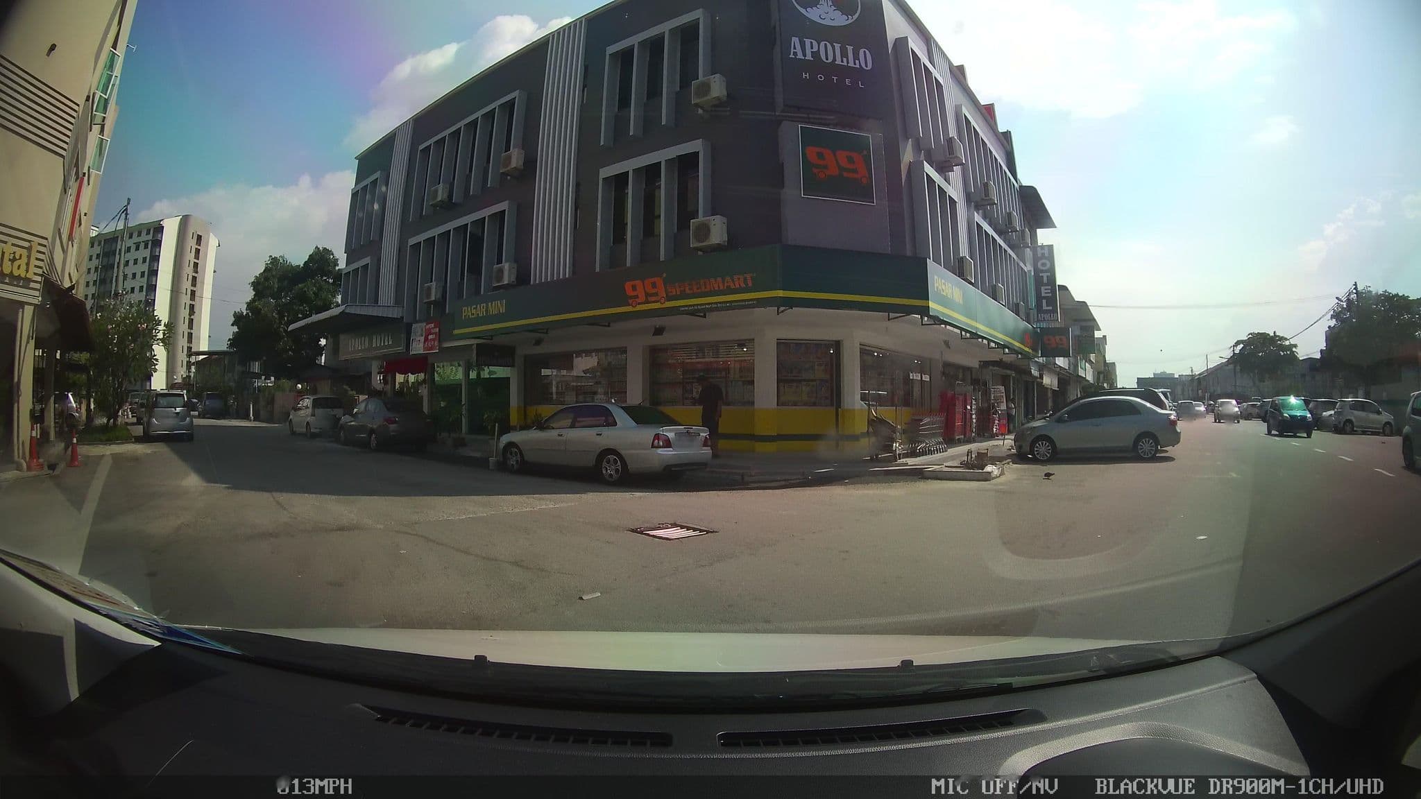 Street view near Golden Oriental Hotel, Butterworth — © kaart_4 (CC BY-SA · Mapillary)