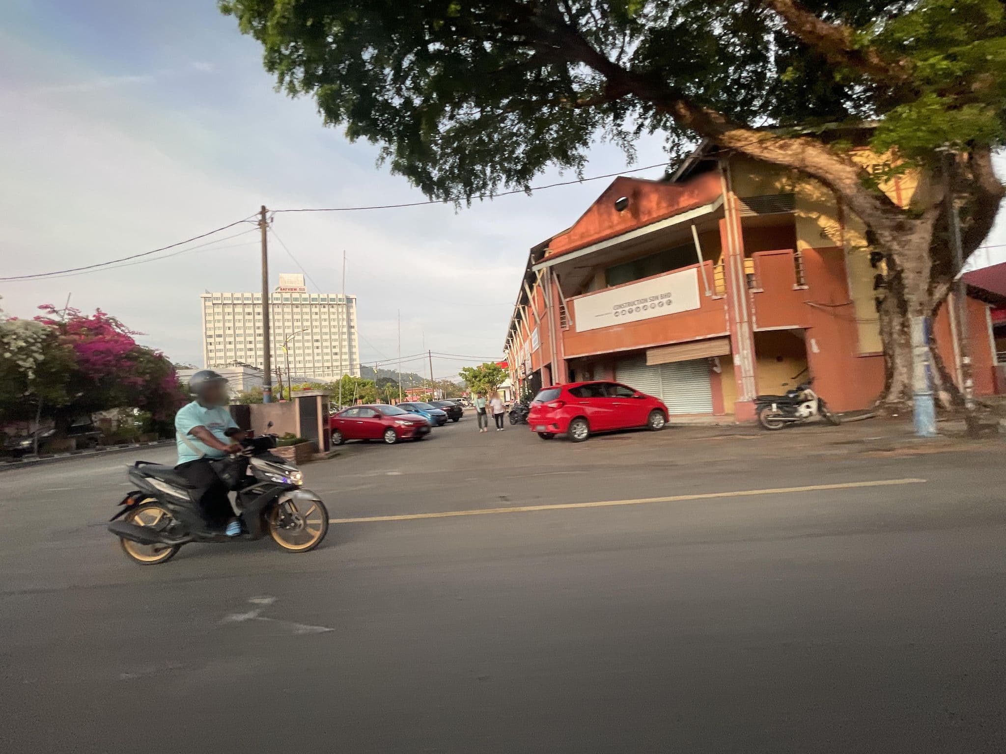 Street view near Hotel Lido, Kuah — © filipb (CC BY-SA · Mapillary)