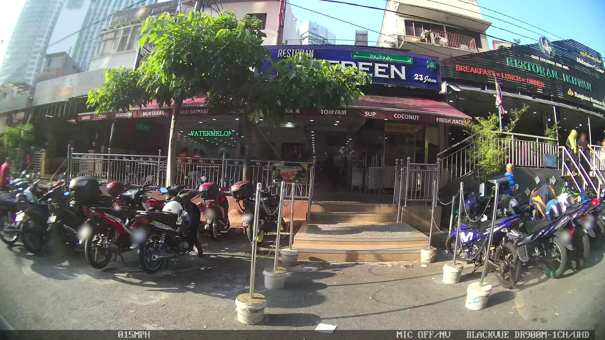 Street view near Sindbad, Bukit Bintang — © kaart_3 (CC BY-SA · Mapillary)