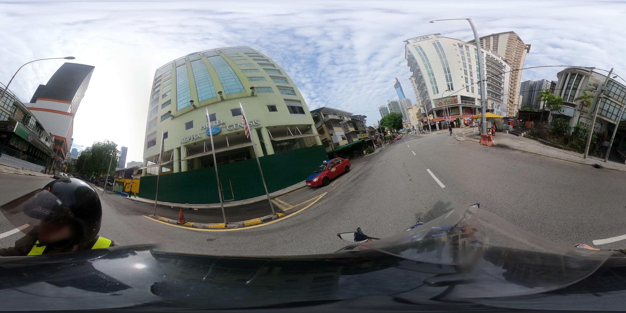 Street view near Comfort Lodge, Bukit Bintang — © ahlang2 (CC BY-SA · Mapillary)