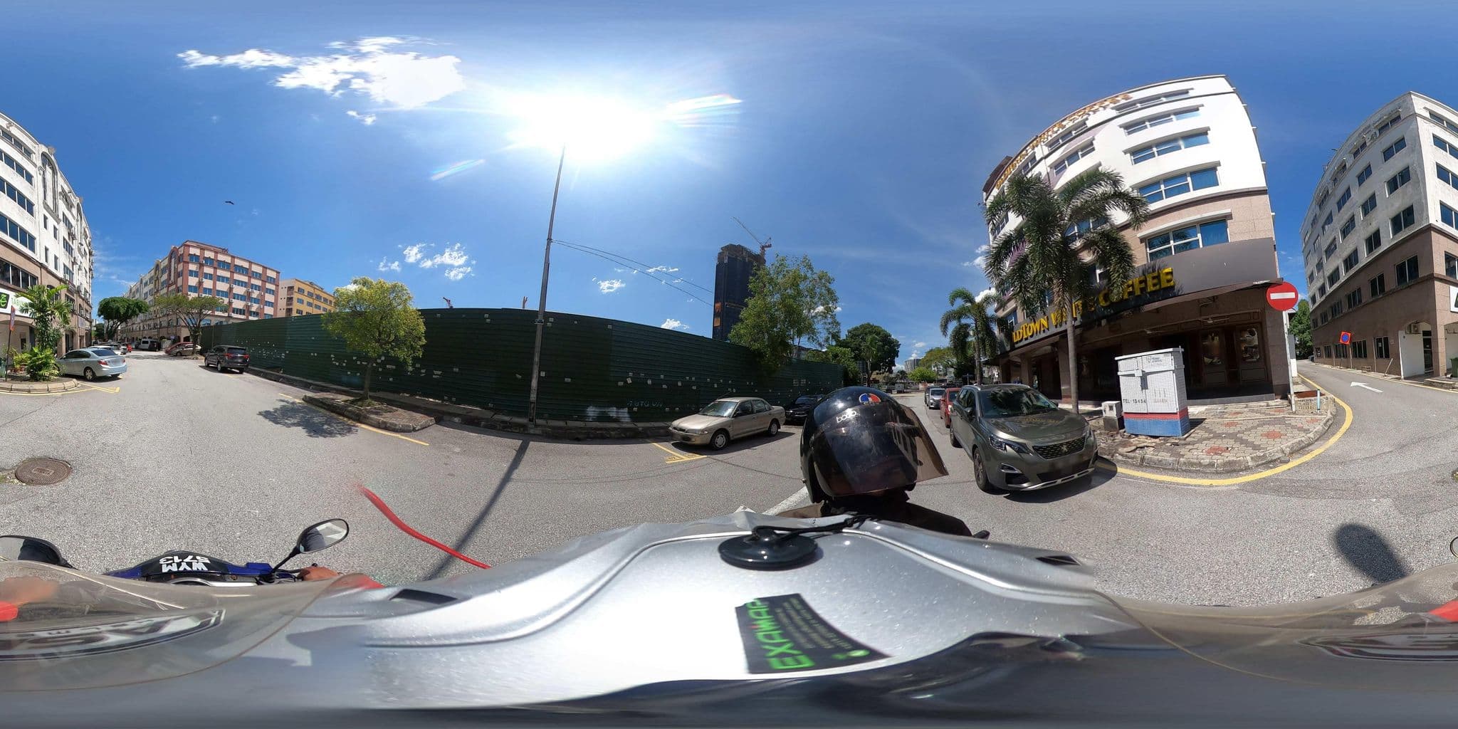 Street view near V Hotel, Desa Petaling — © ahlang2 (CC BY-SA · Mapillary)