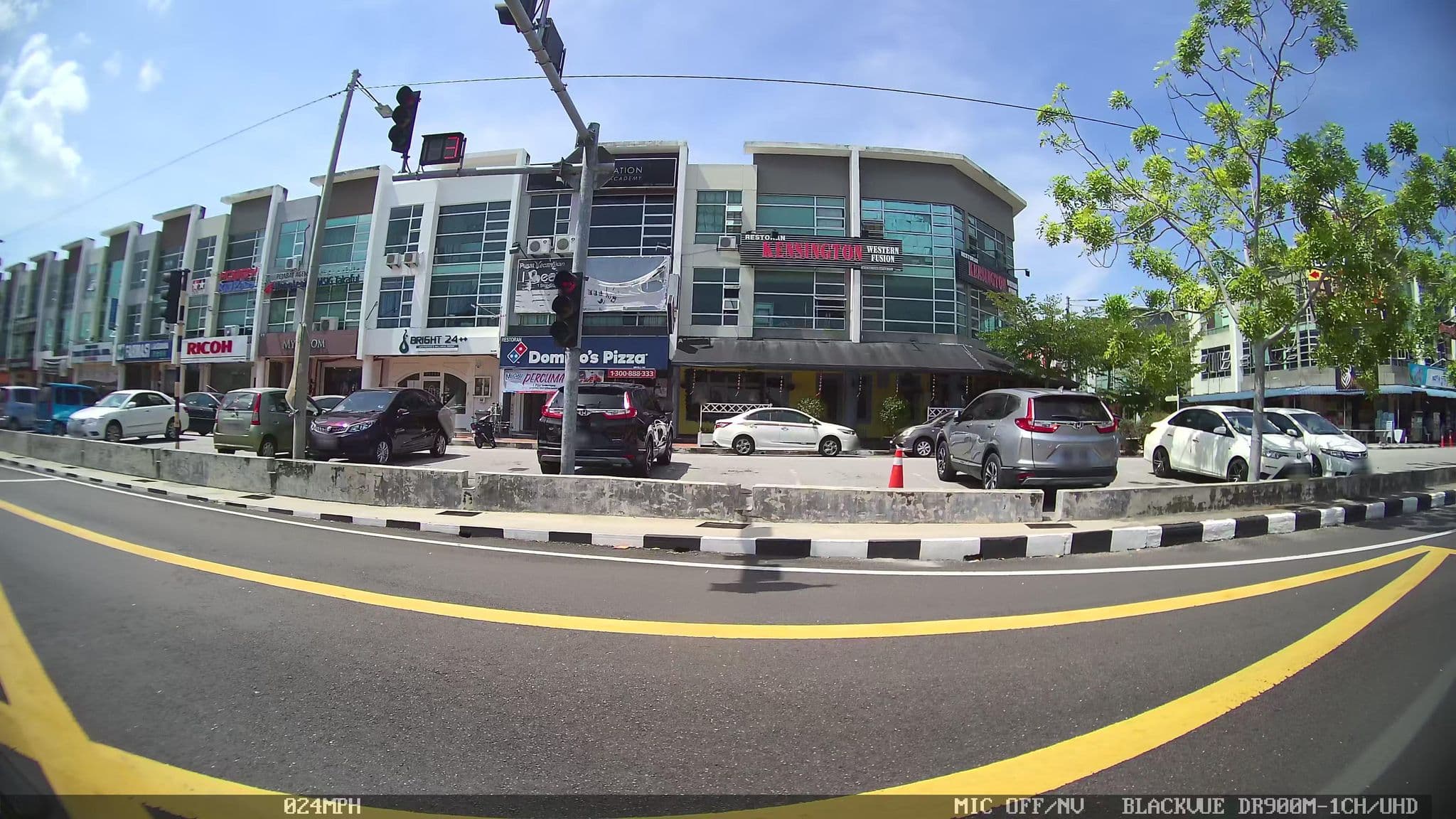 Street view near Parque De Diversão, Malacca