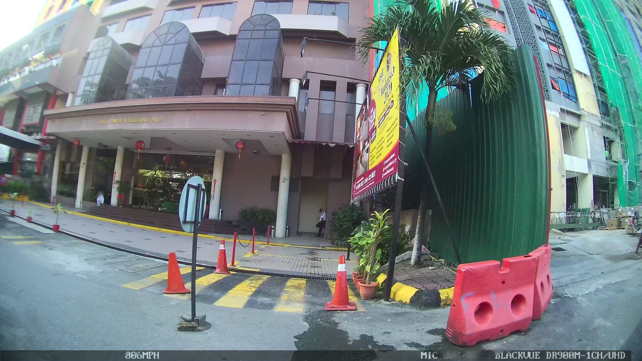 Street view near Kuala Lumpur International Hotel, Kampung Baru — © kaart_3 (CC BY-SA · Mapillary)