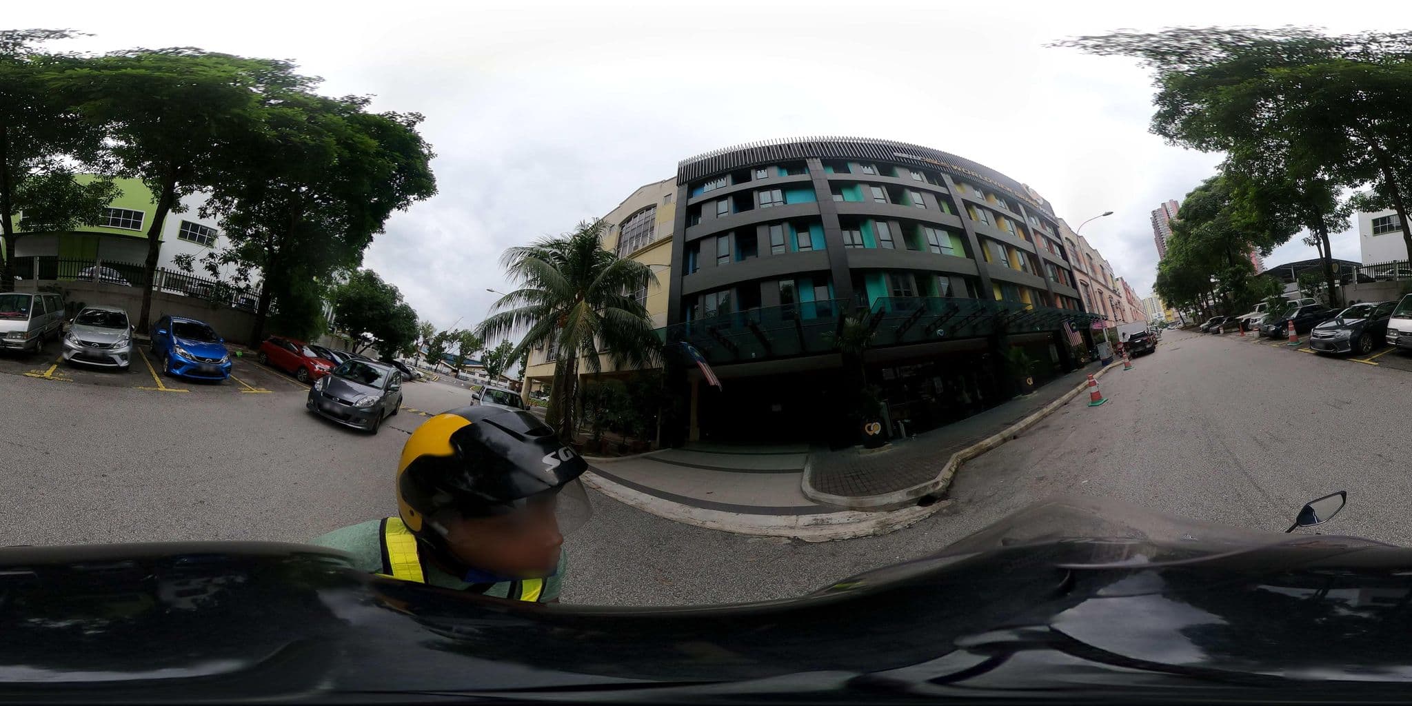 Street view near Worldview Grand Hotel, Setapak — © ahlang2 (CC BY-SA · Mapillary)