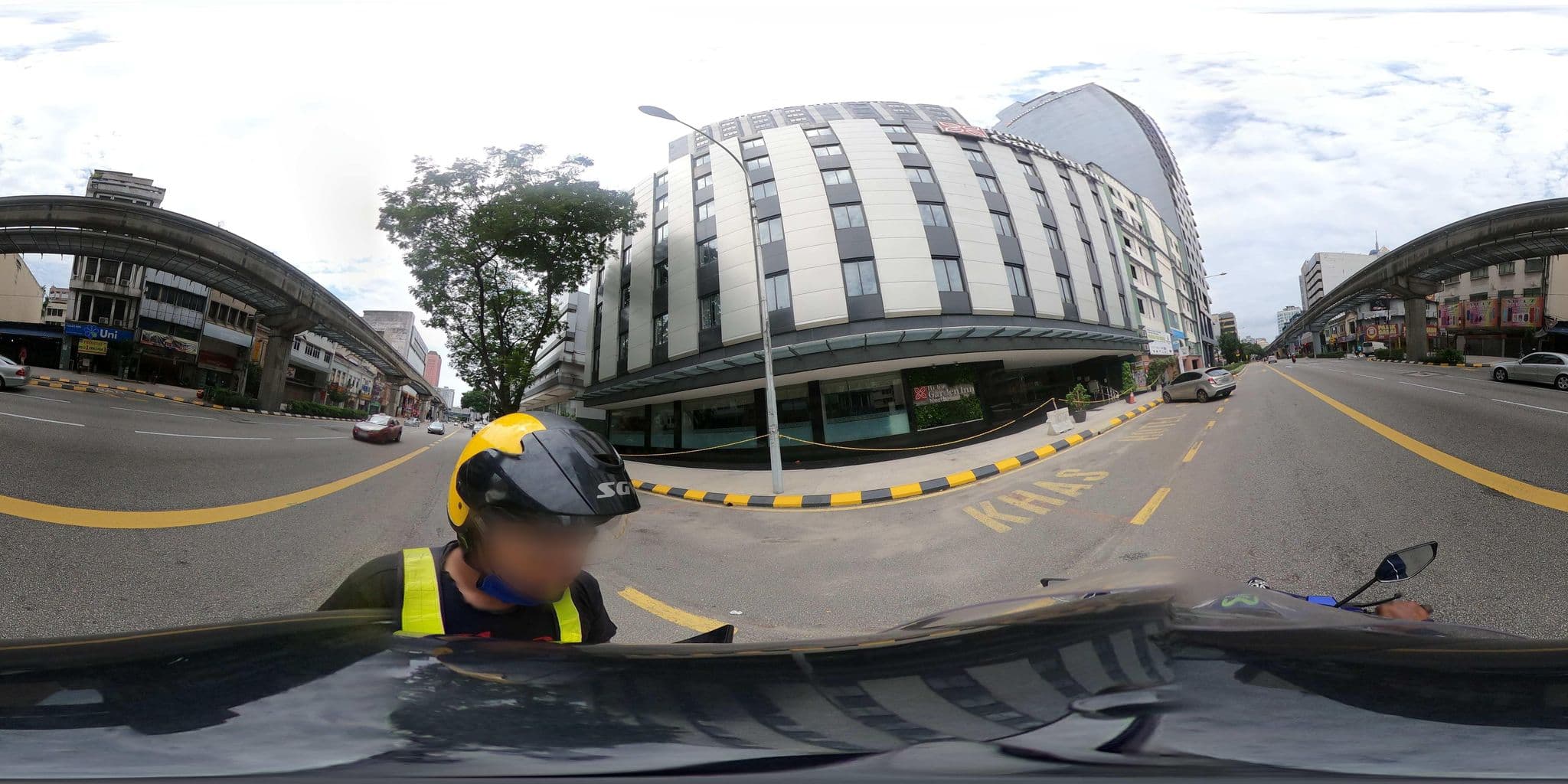 Street view near Hotel Seeds, Kampung Baru — © ahlang2 (CC BY-SA · Mapillary)